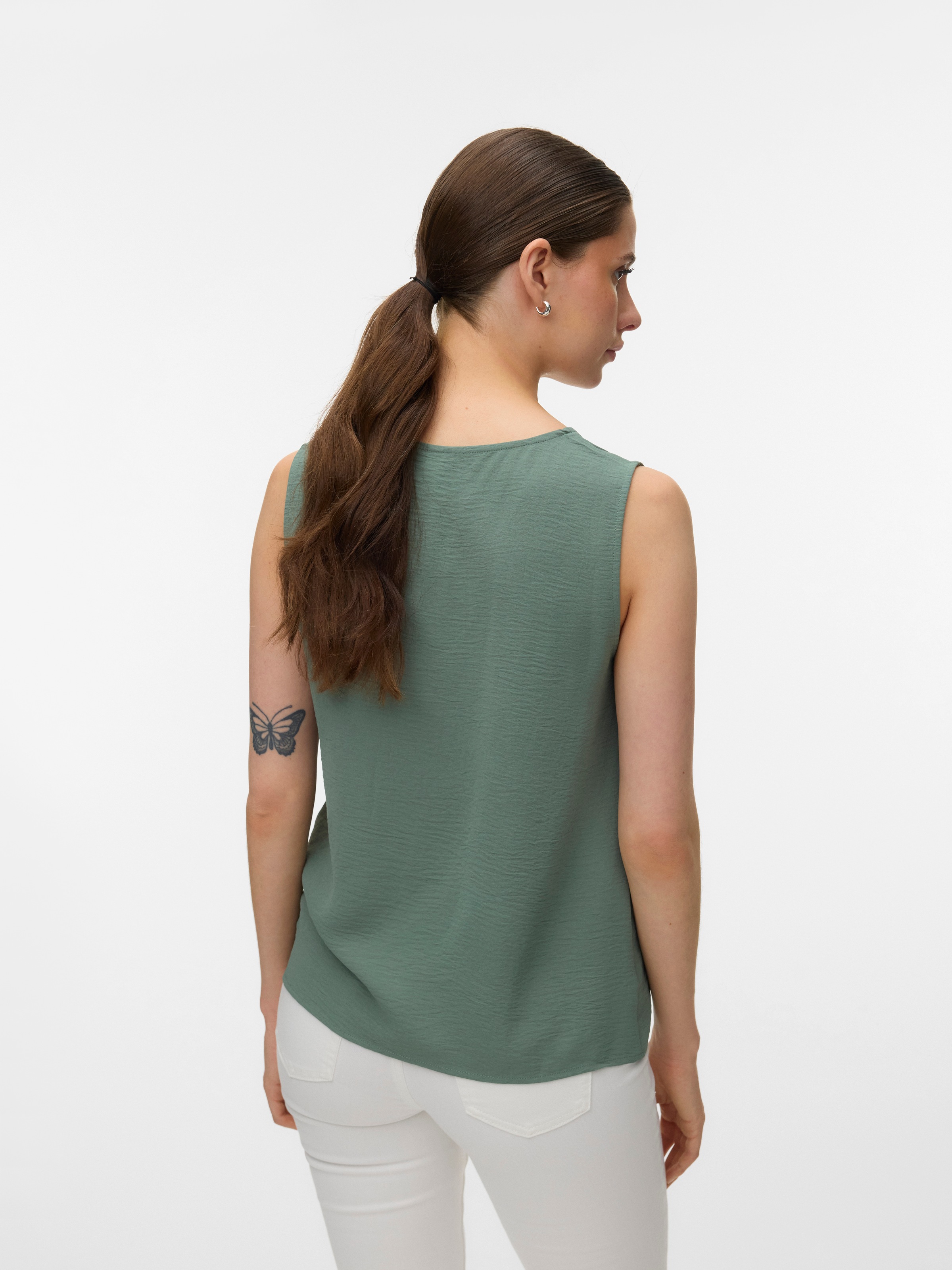 Vero Moda Shirttop »VMALVA S/L V-NECK TOP WVN NOOS« Kunstfaser, regular fit