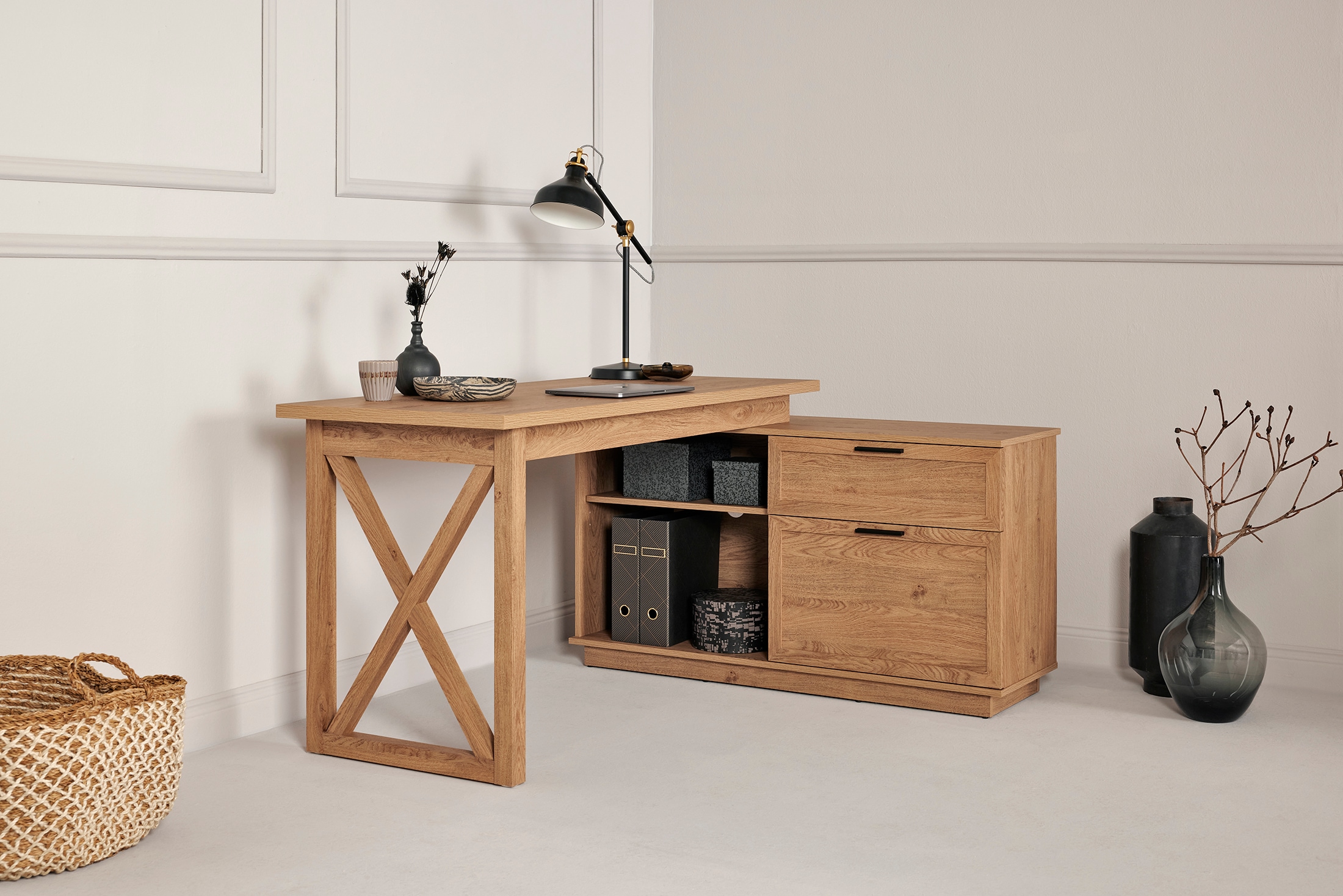 Jahnke Eckschreibtisch »CHALET D 155 E«, (1 St.), im Landhausstil, wechselseitig montierbar