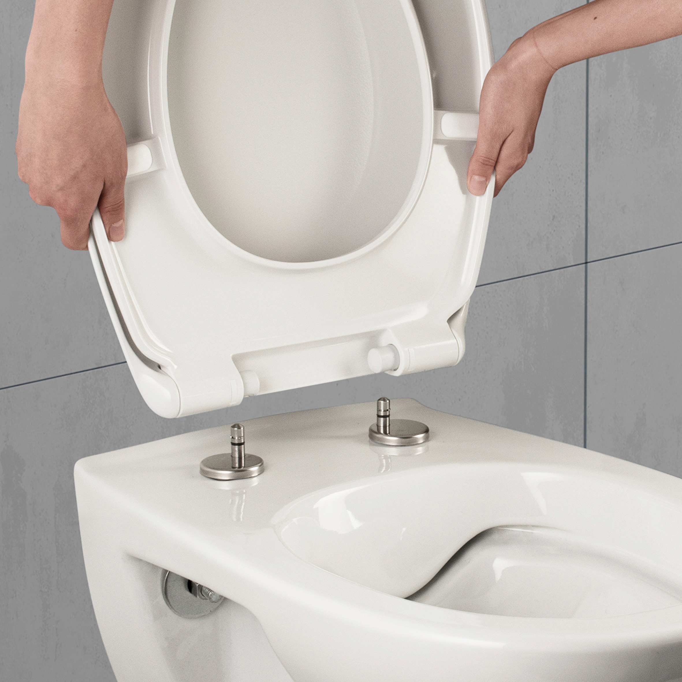 CORNAT WC-Sitz »Flaches Design - Pflegeleichter Duroplast - Quick up & Clean Funktion«, Absenkautomatik - Bequeme Montage von oben / Toilettensitz