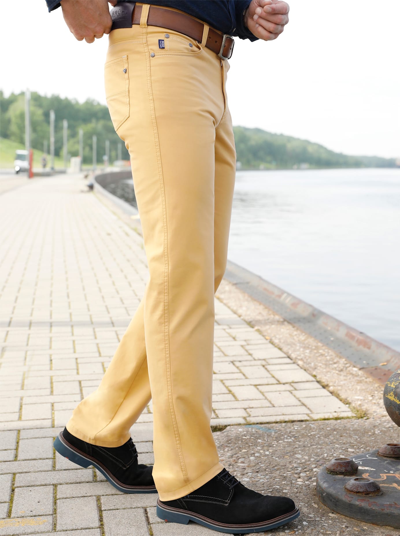 Brühl Herren 5-Pocket-Hose in gelb, Größe 56