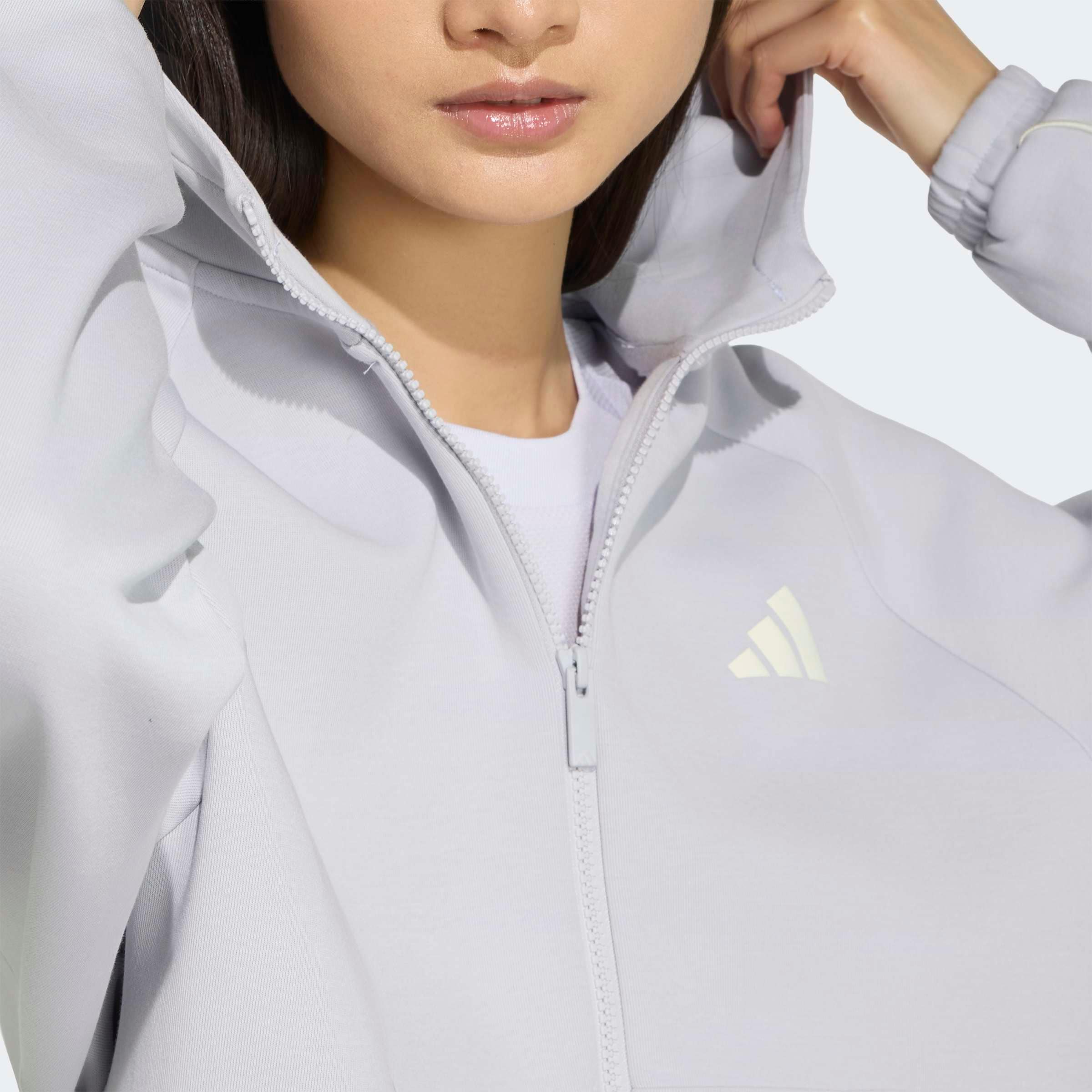 adidas Sportswear Kapuzensweatshirt »STADIUM SMALL LOGO FULL ZIP HOODIE«, mit Reißverschluss, in normaler Länge, sportlicher Stil
