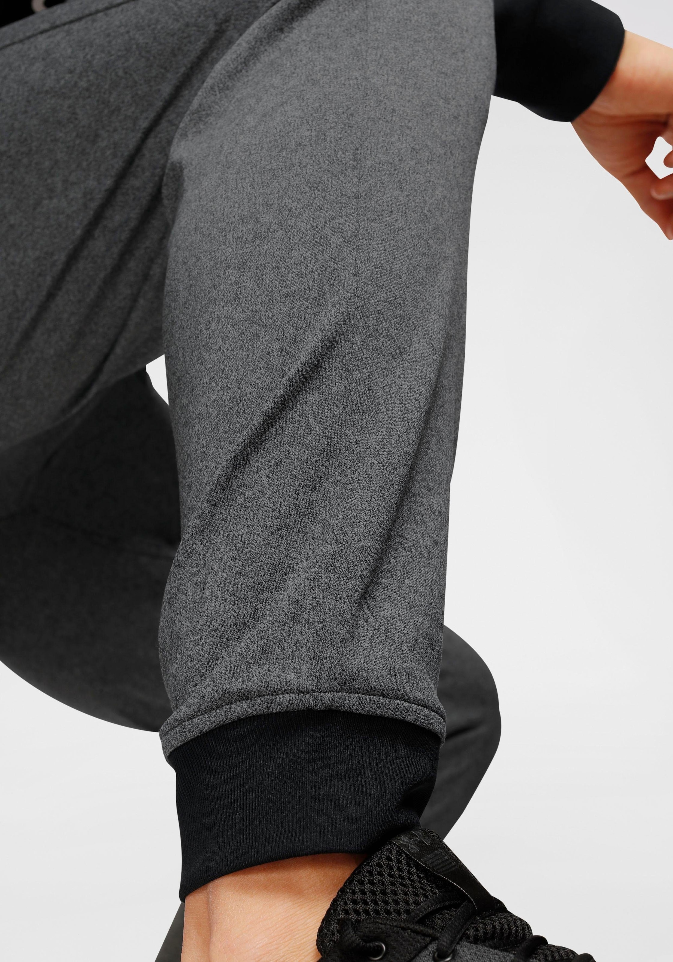 Under Armour® Jogginghose »SPORTSTYLE TRICOT JOGGER«  für vielseitige Aktivitäten, leichtes Material, elastischer Bund