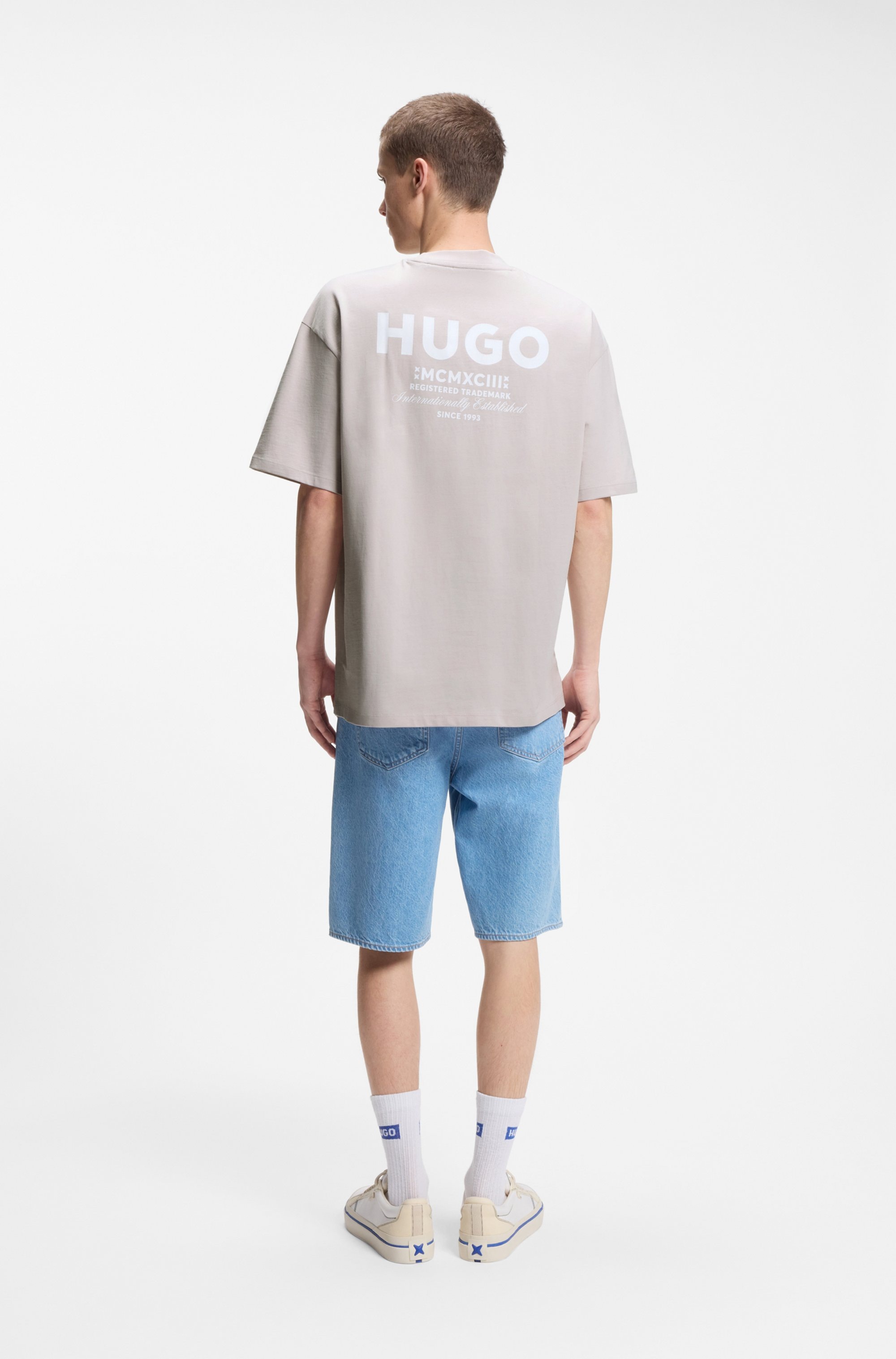 HUGO Blue T-Shirt »Nalono« mit Logodruck, Oversized Look mit Backprint