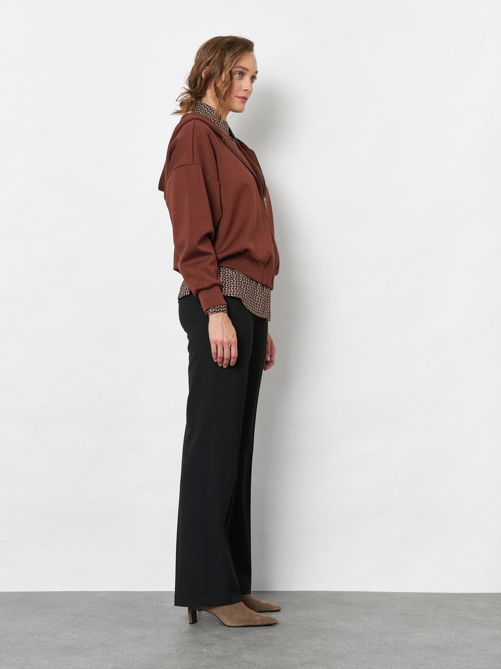 TONI Stoffhose »Jenny Wide Leg«  mit Bügelfalten und Stretch