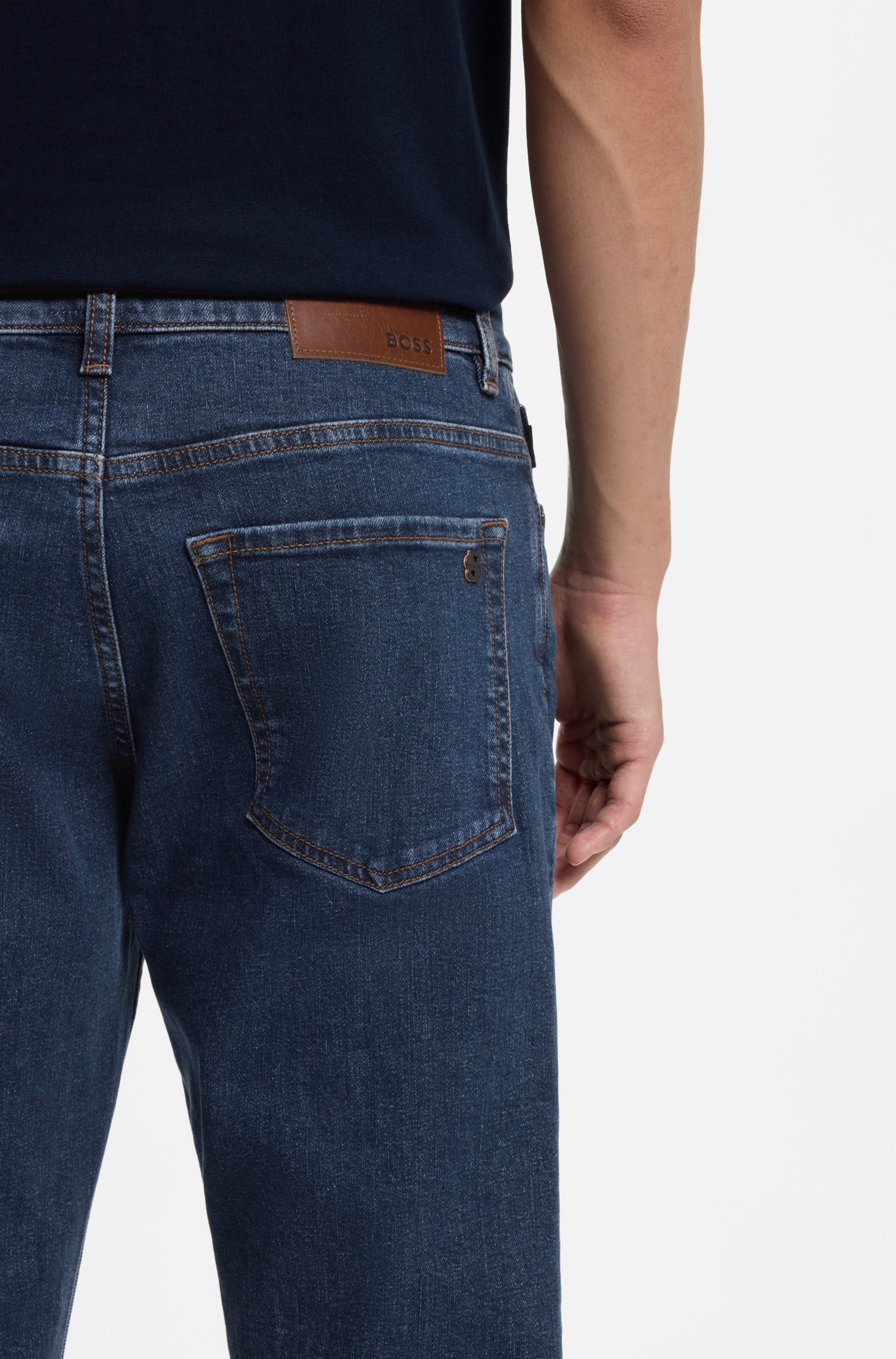 BOSS ORANGE Regular-fit-Jeans »RE.MAINE BO« mit BOSS-Lederbadge, Regular Fit, stone washed