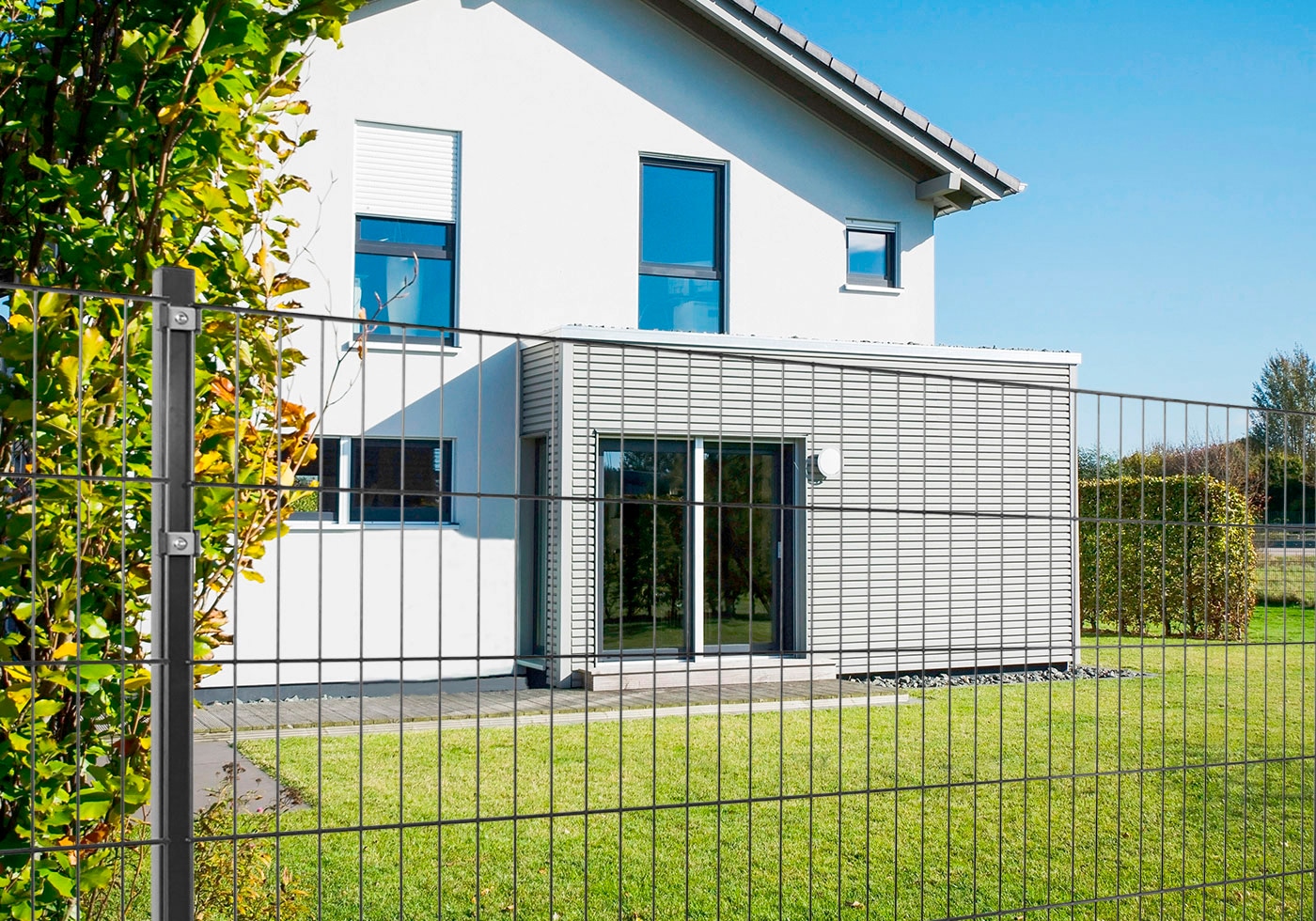 Peddy Shield Einstabmattenzaun, 125 cm hoch, 15 Matten für 30 m Zaun, mit 16 Pfosten