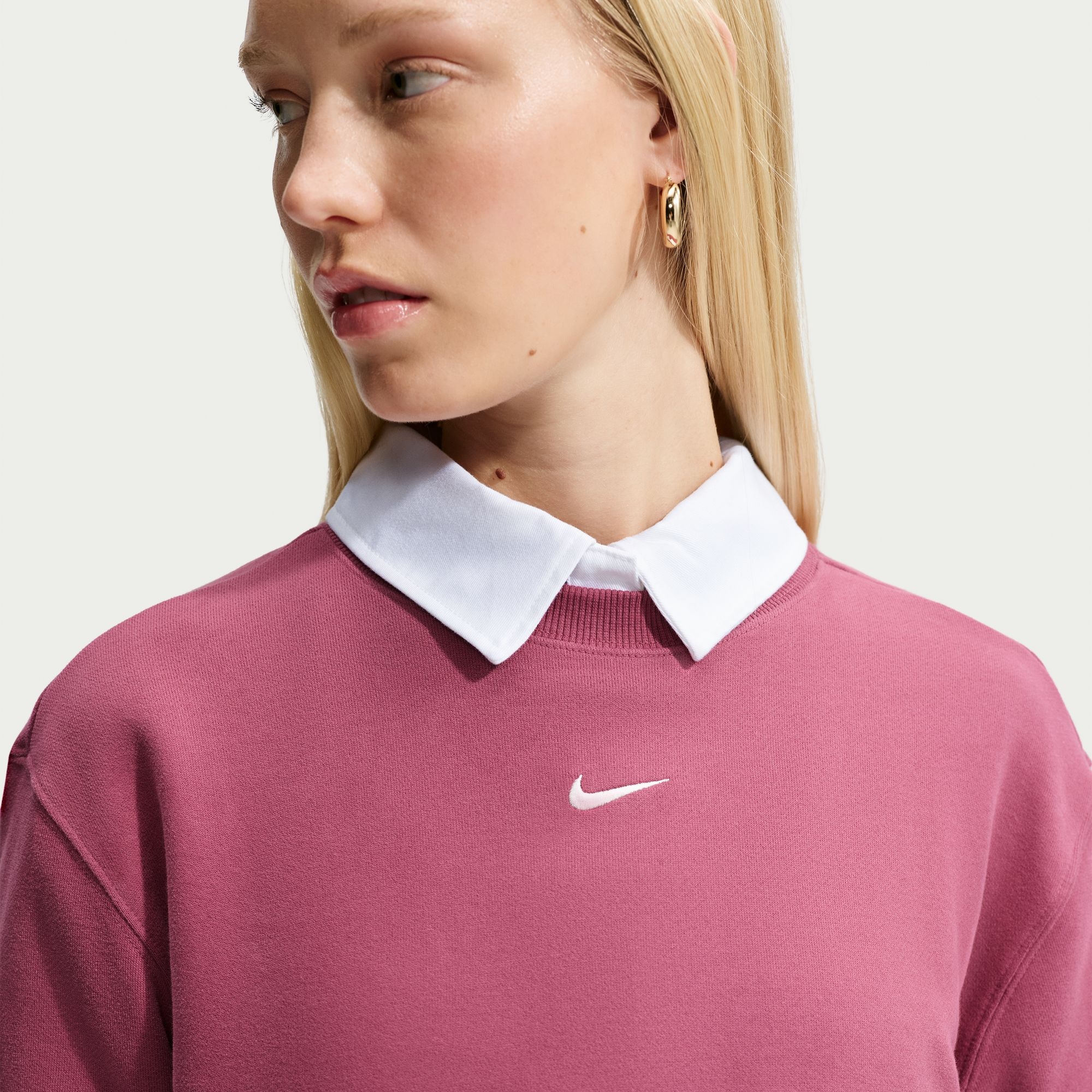 Nike Sportswear Sweatshirt »W NK STDO FLC LW STD CREW«, mit Rundhalsausschnitt, aus angerauter Sweatware, in normaler Länge

