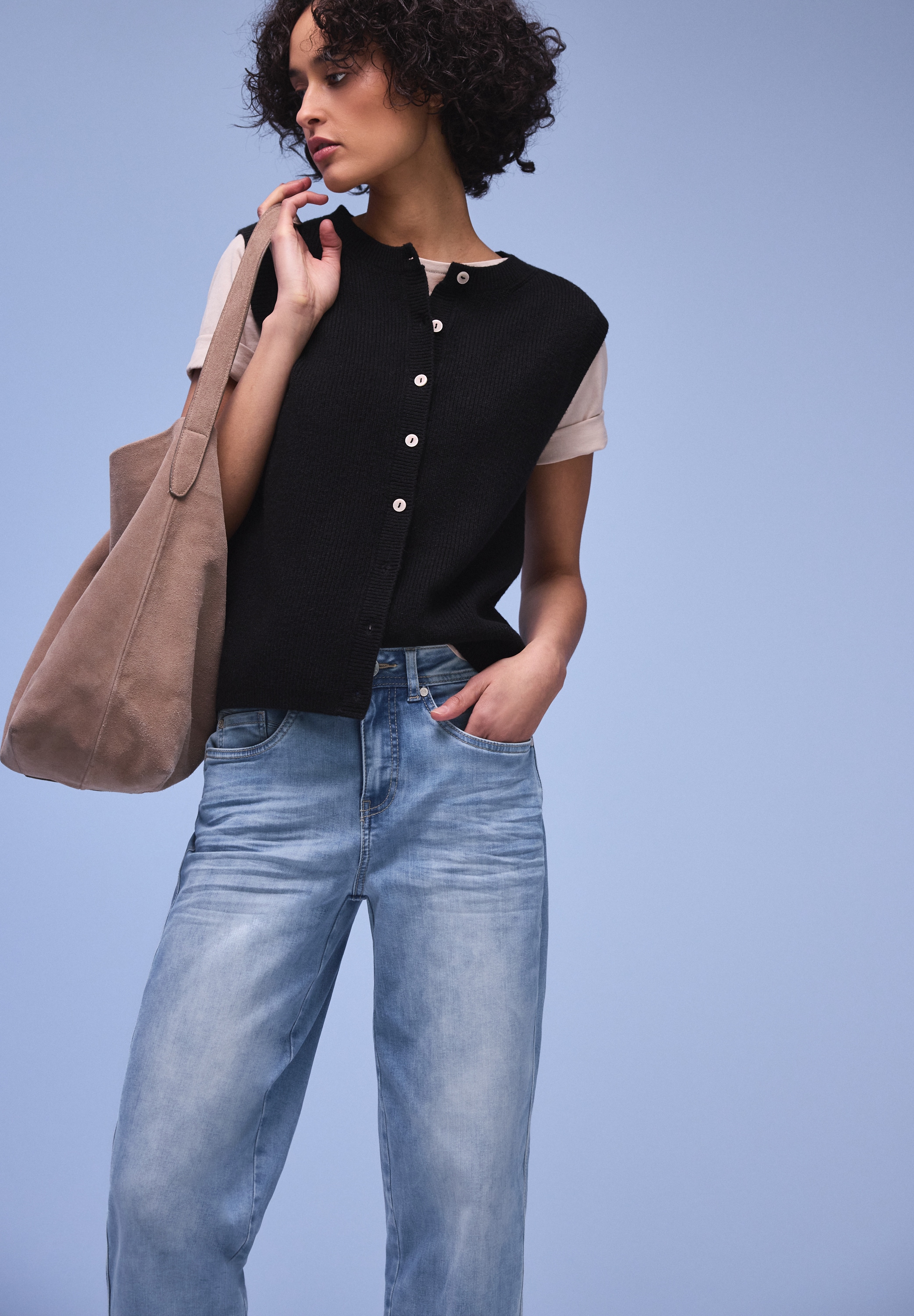 STREET ONE Loose-fit-Jeans »Style KARLIE« Barrel Legs, mit Viskose und Stretch