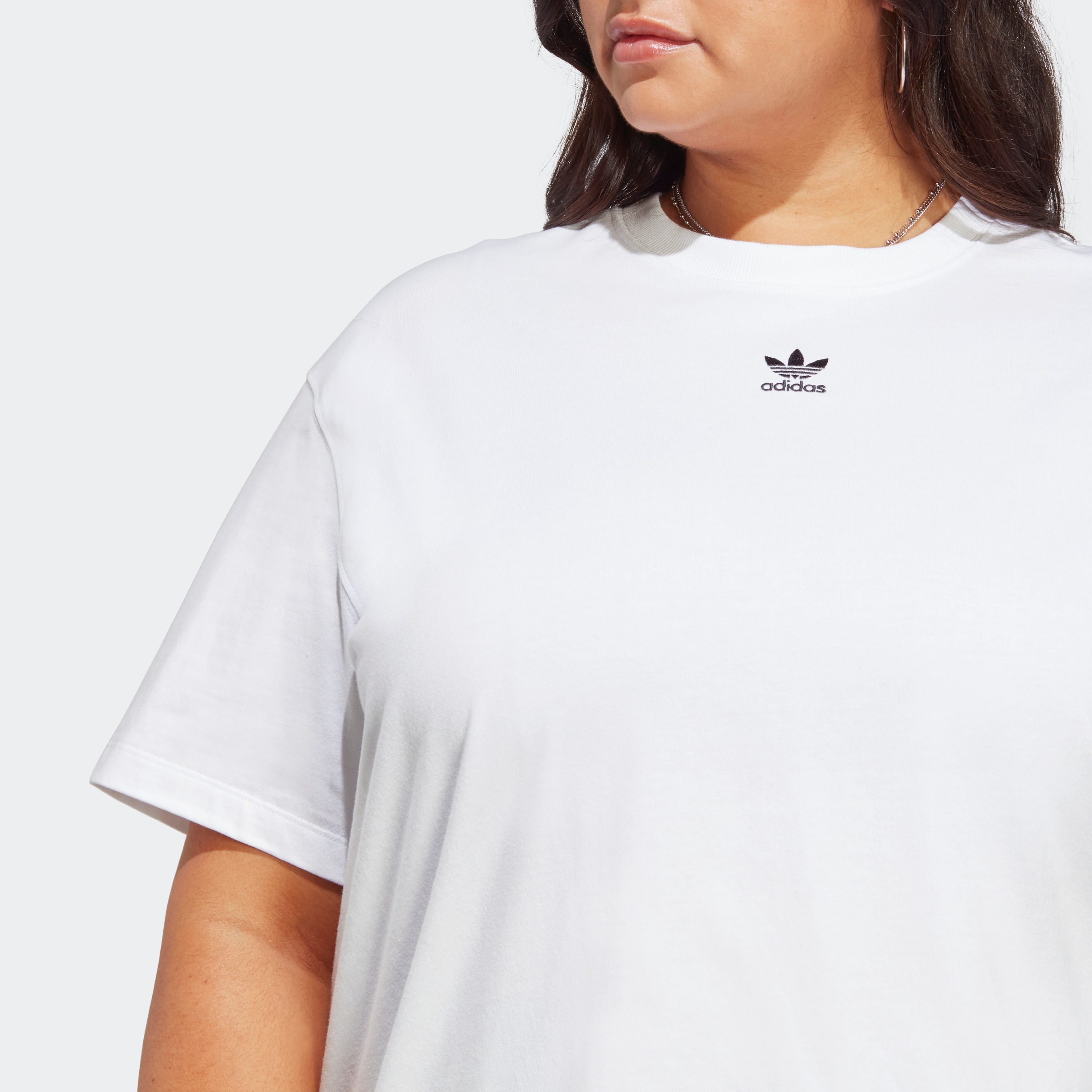 adidas Originals T-Shirt »ADICOLOR ESSENTIALS – GROSSE GRÖSSEN« online bei  OTTO