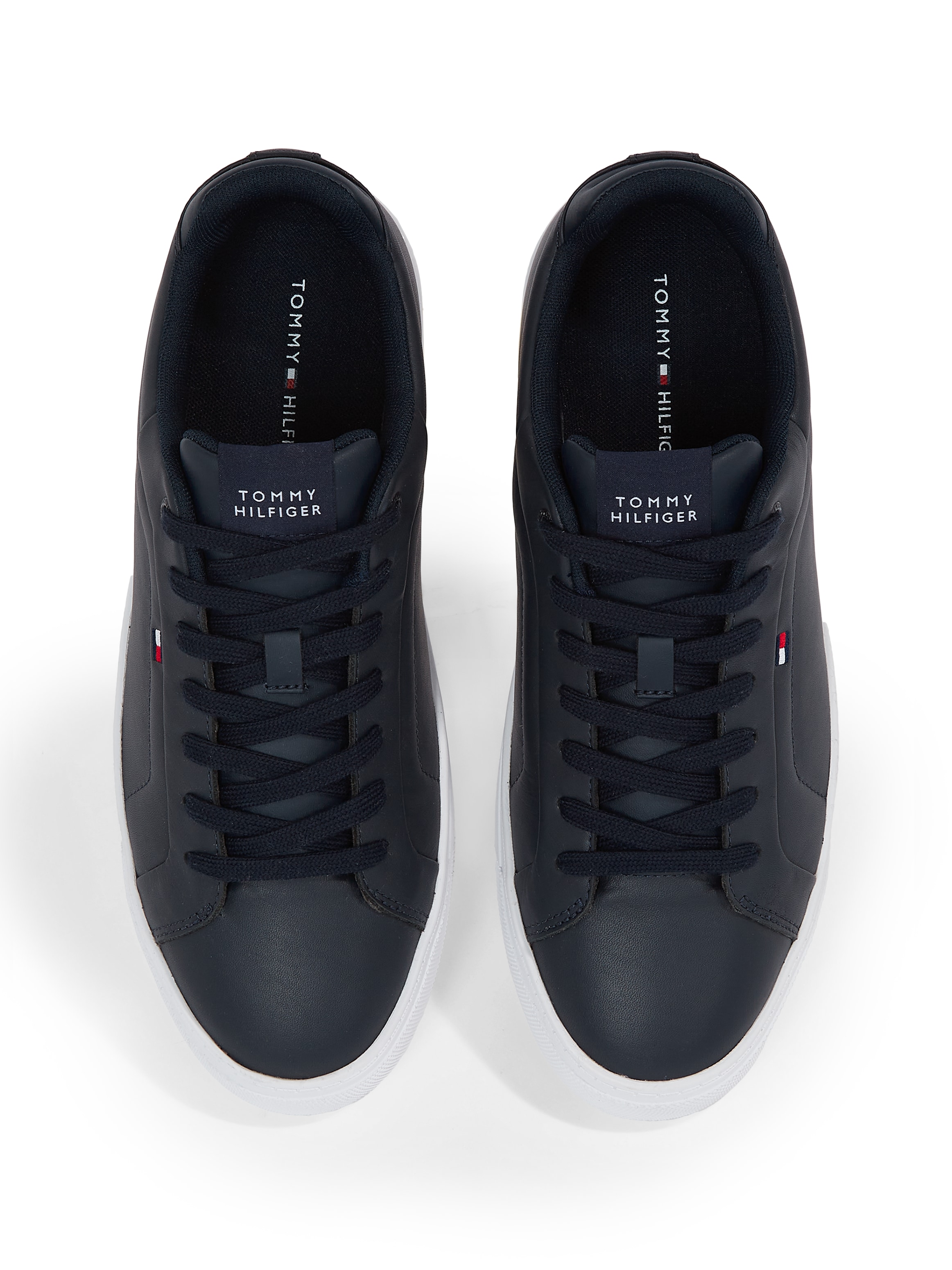 Tommy Hilfiger Sneaker »ICON COURT LTH FLAG ESS«, Freizeitschuh, Halbschuh, Schnürschuh mit kleiner Logoflagge