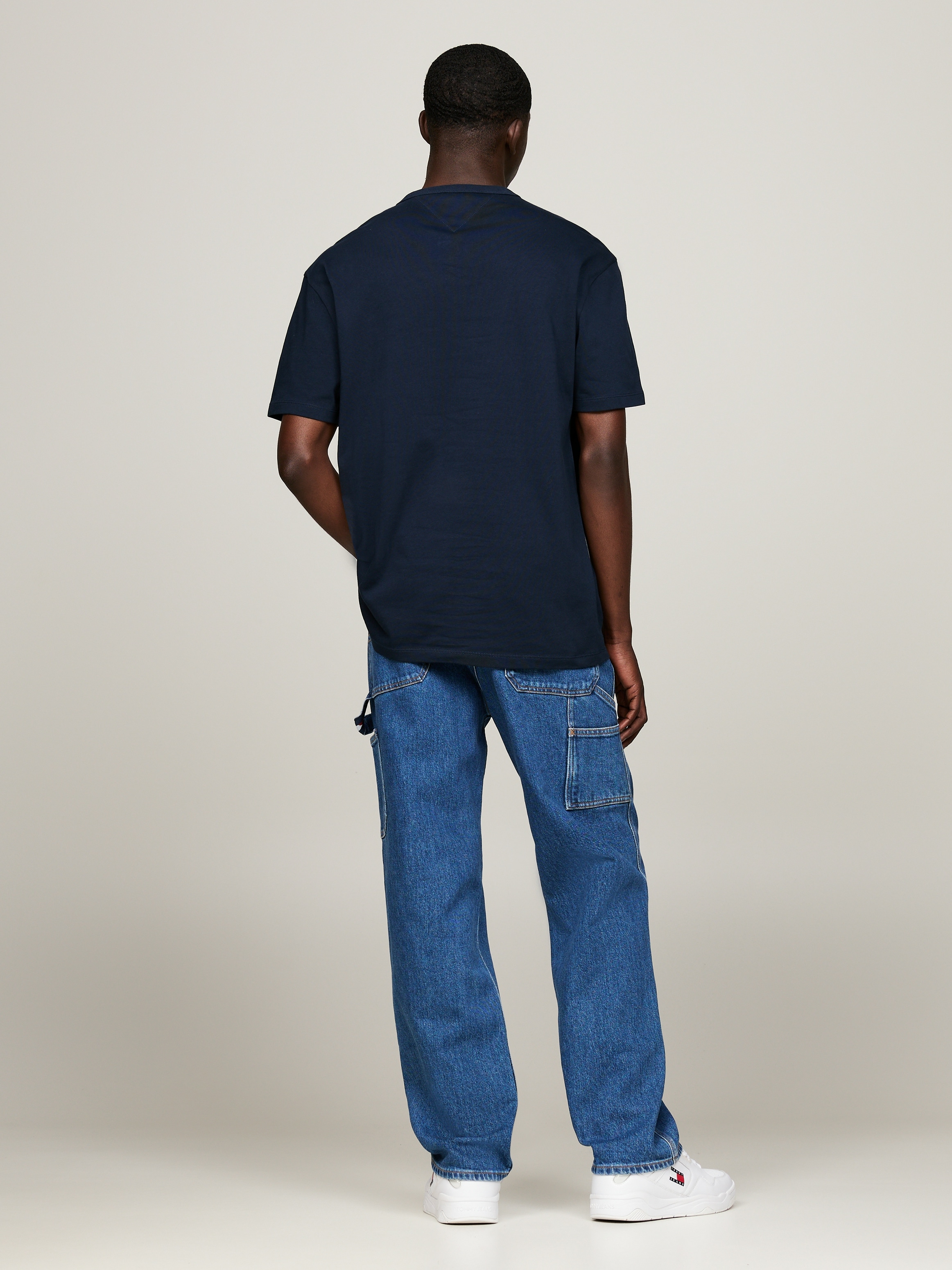 Tommy Jeans T-Shirt »TJM REG BADGE TEE EXT«, mit Rundhalsausschnitt