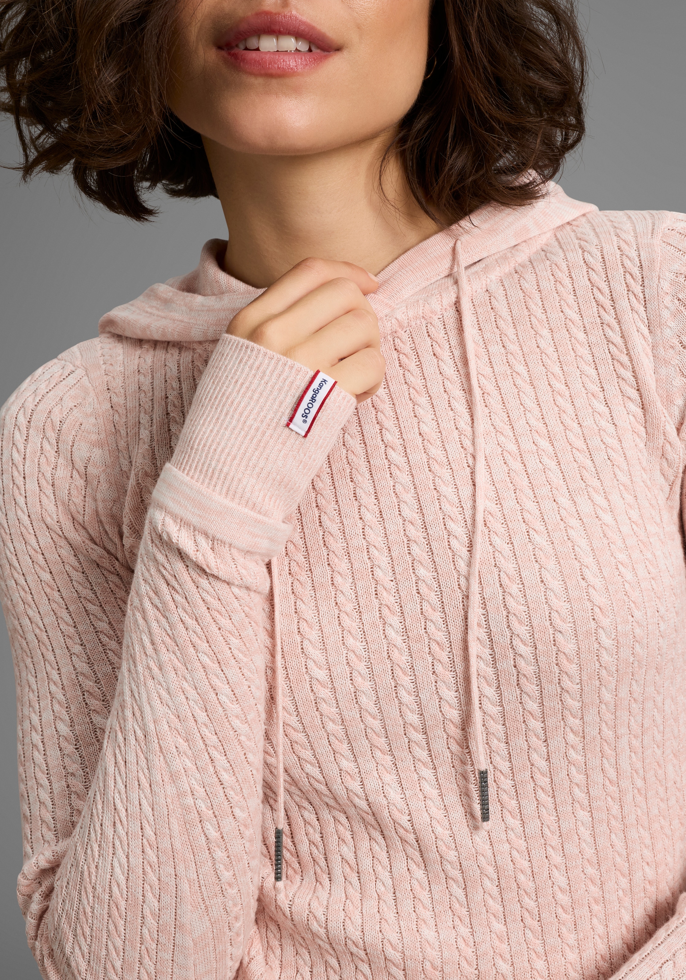 KangaROOS Kapuzenpullover, im feinen Zopf-Strick-Design