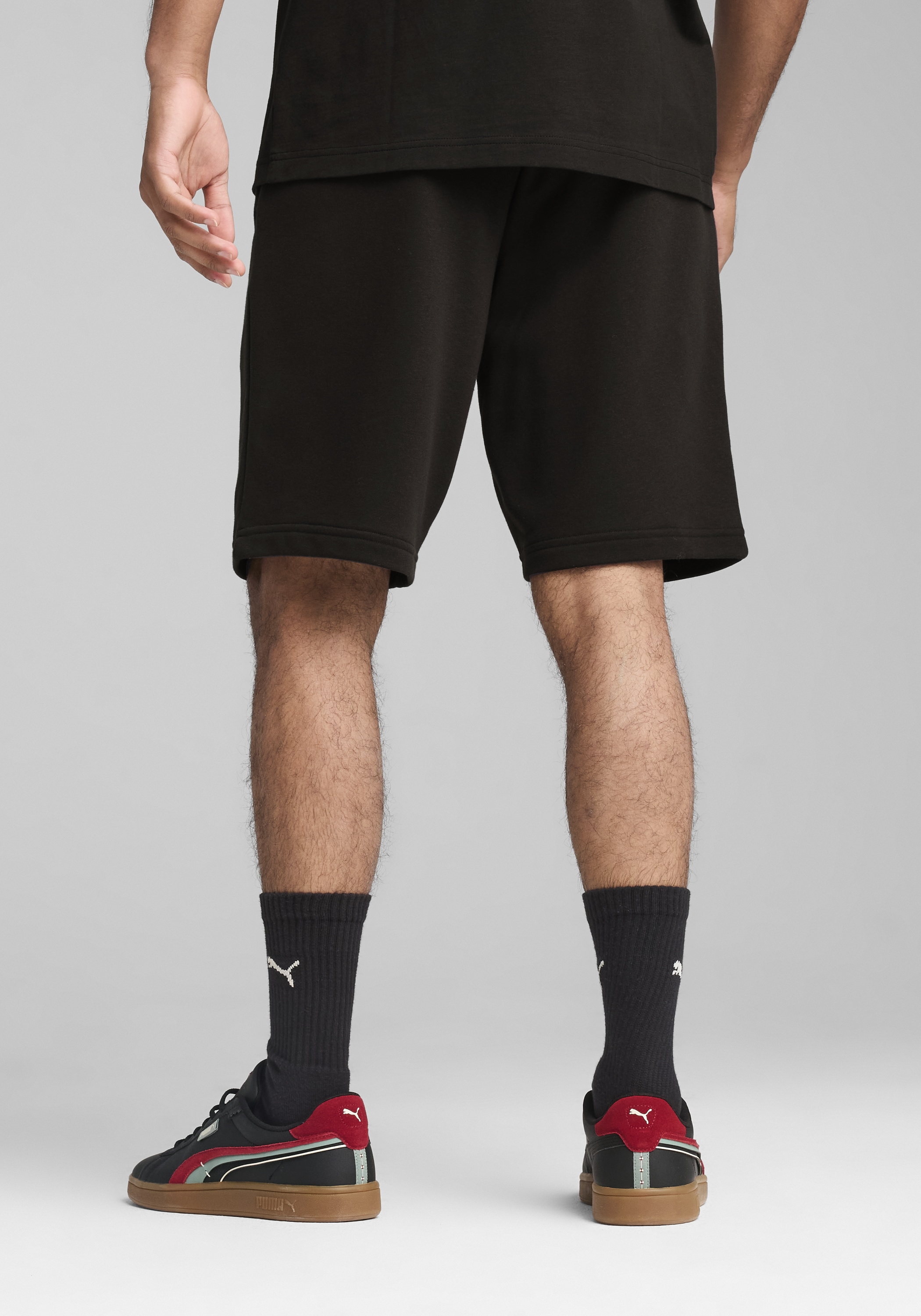 PUMA Trainingsshorts »ESS 2 COLOR NO. 1 LOGO SHORTS 10" TR«  mit Eingrifftaschen, elastischer Bund mit Kordelzug, Regular Fit