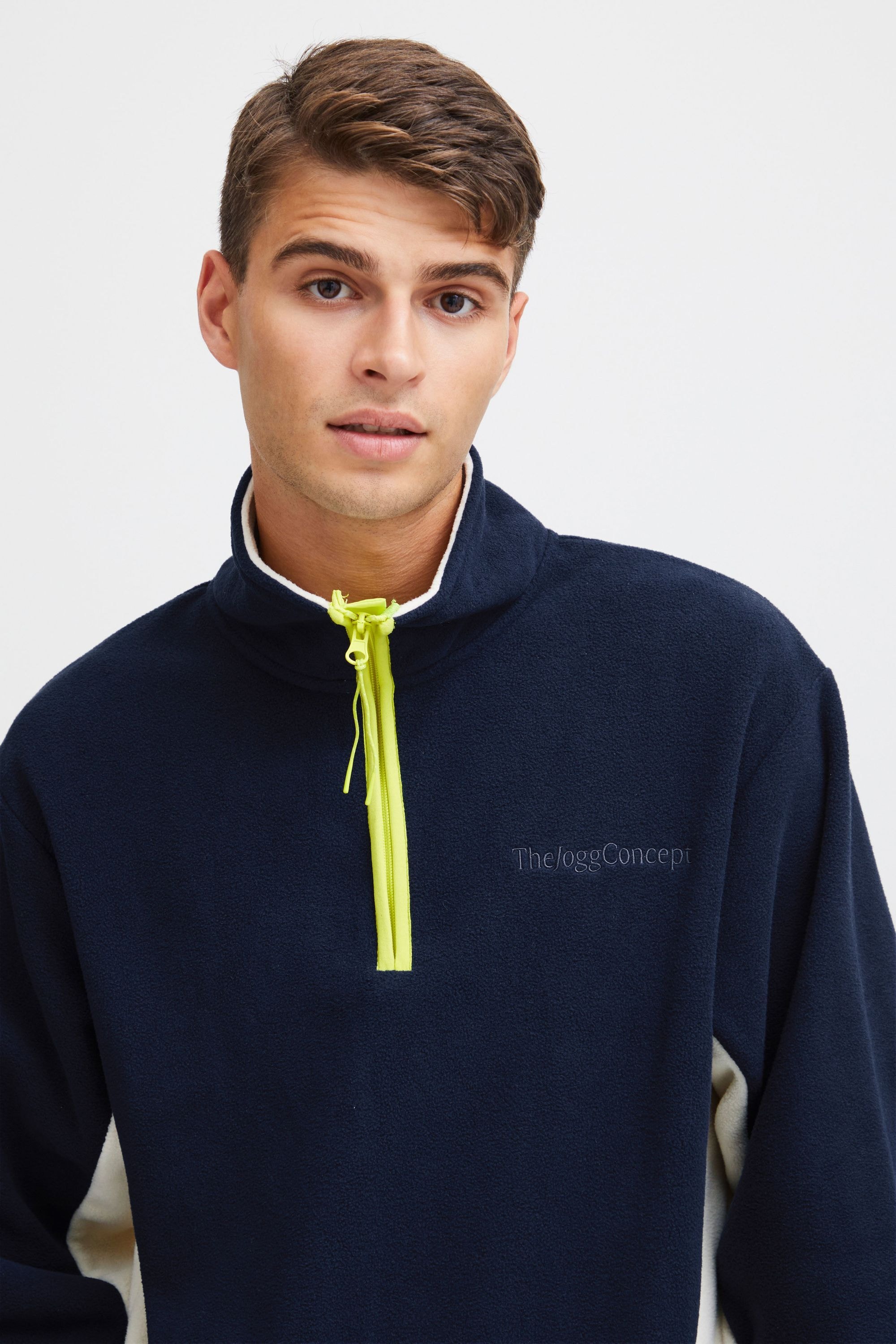 TheJoggConcept Outdoorjacke »Troyer JCMClara«