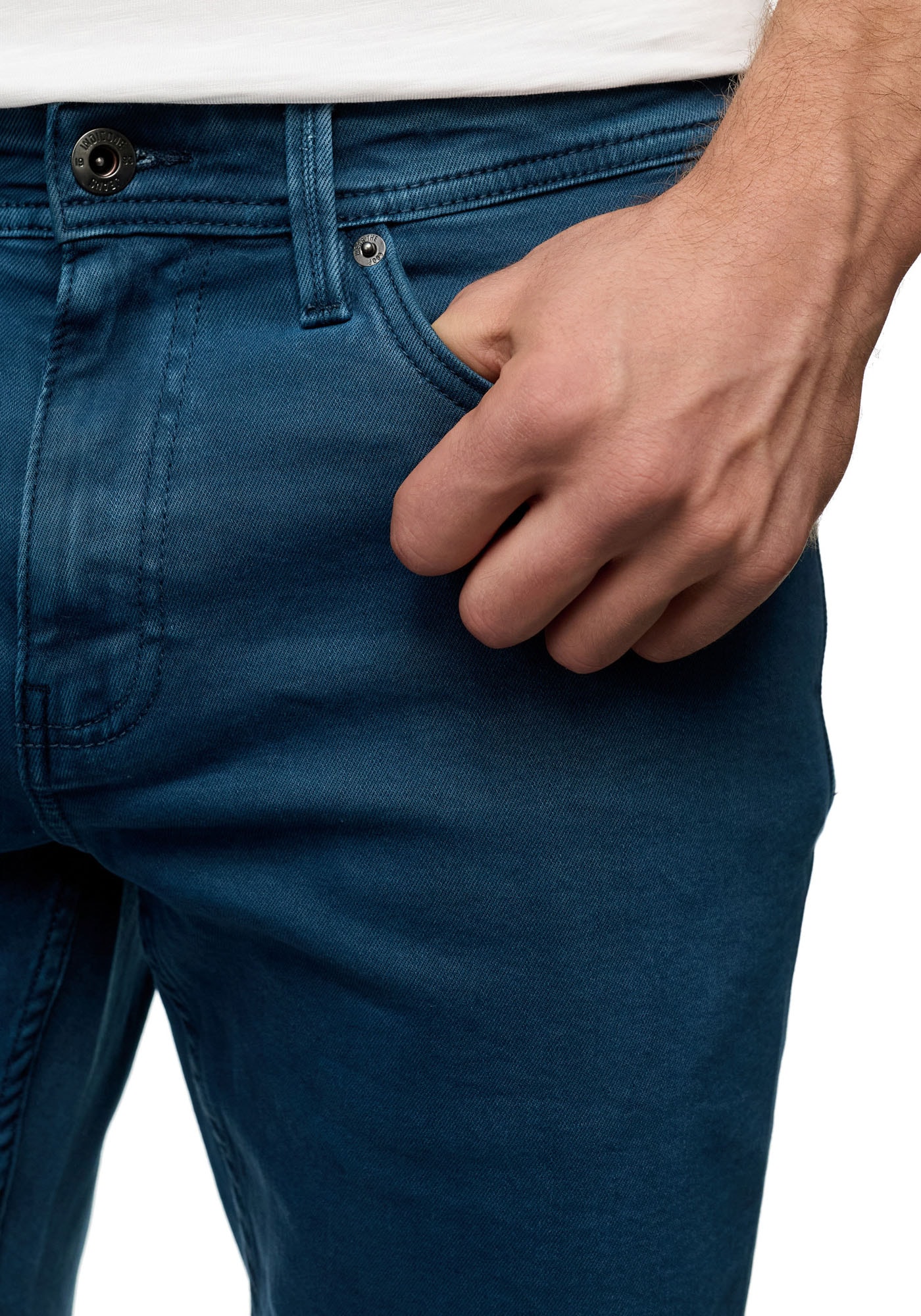 Indicode Chinoshorts »INSymon«