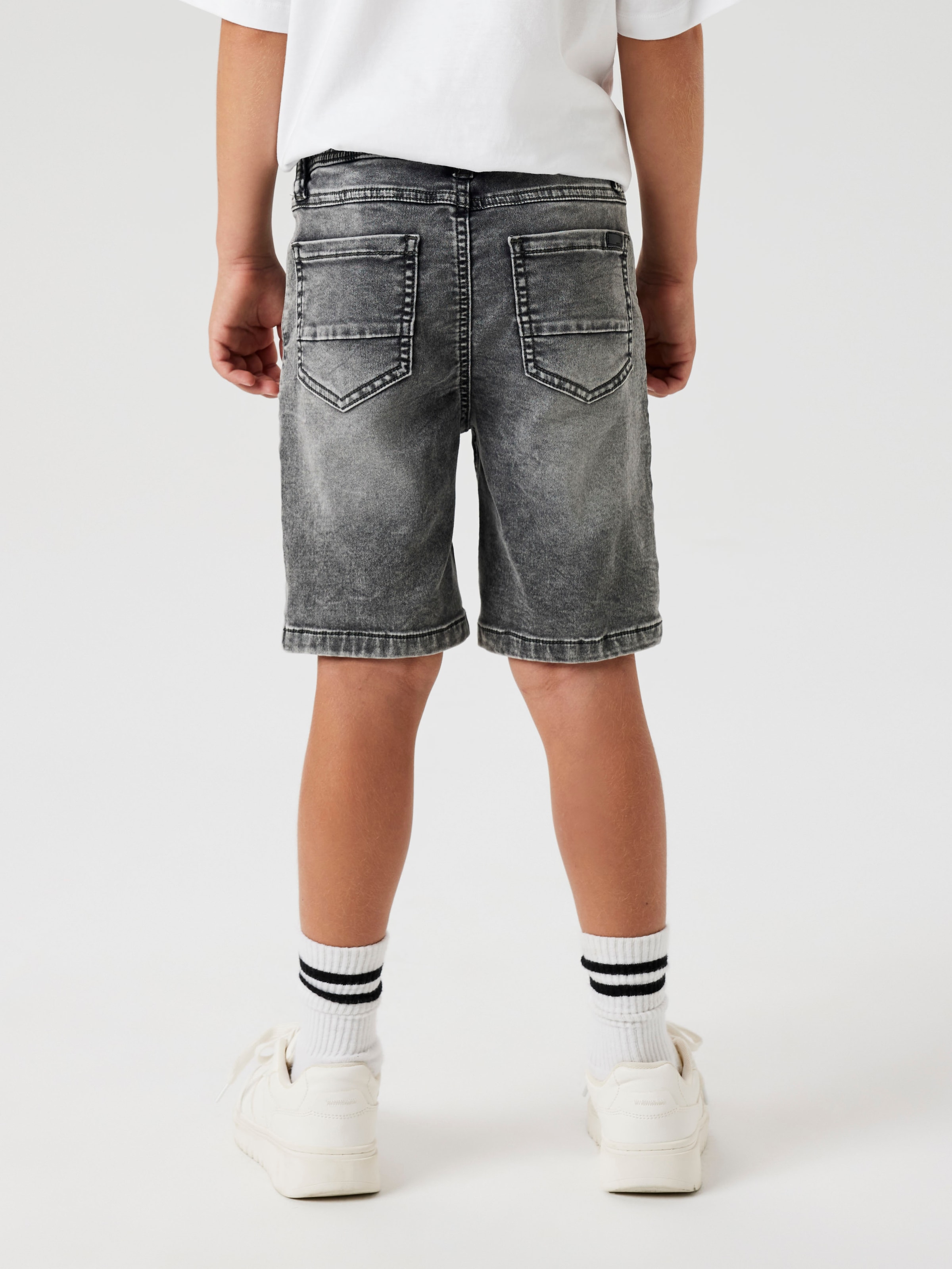 Name It Shorts »NKMRYAN JOGGER DNM L SHOR«