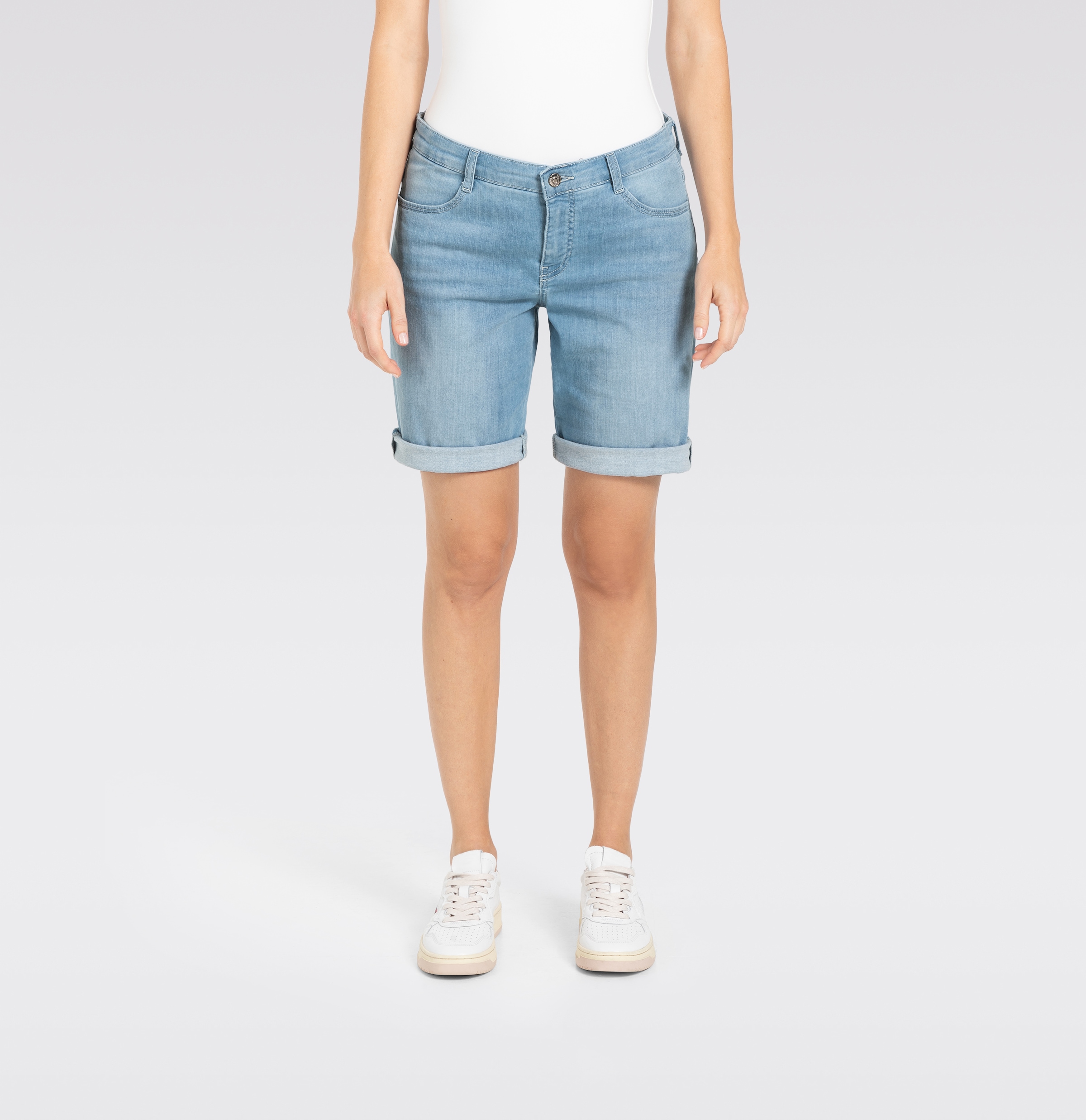 MAC Bermudas  aus sehr leichter, sommerlicher Qualität mit softem Griff