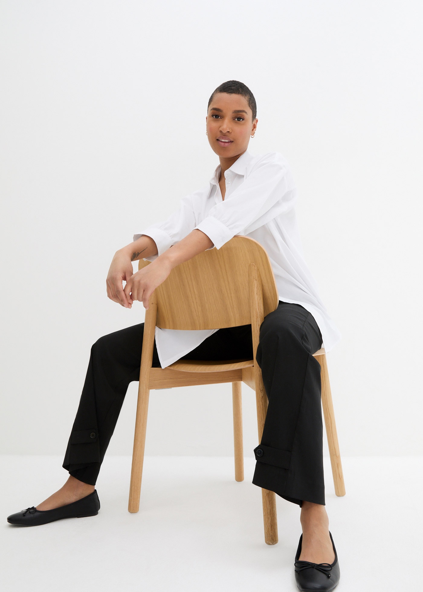 bonprix Stretch-Hose  aus Polyester, Viskose und Elasthan, mit Bequembund, Regular Fit