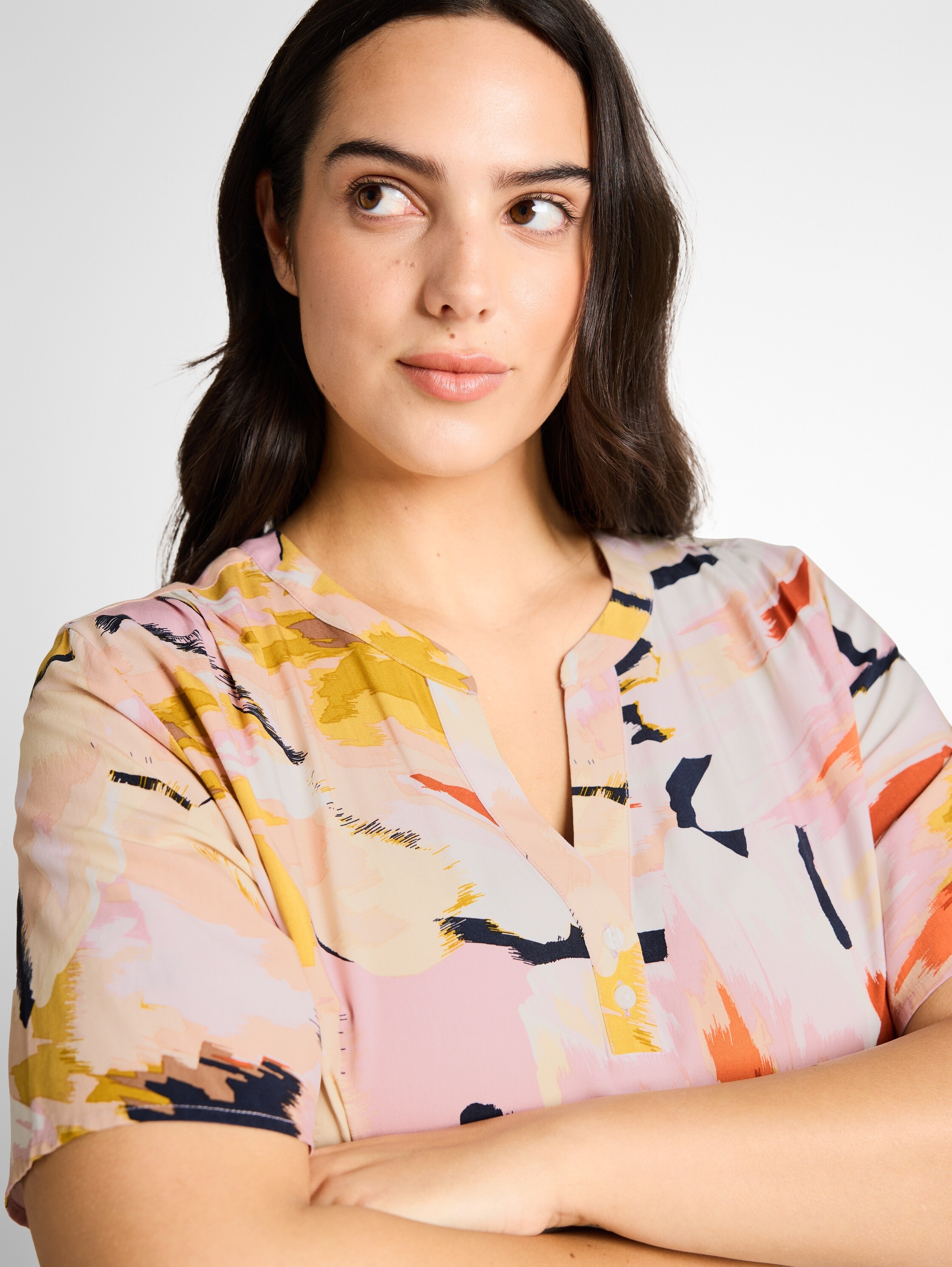 TOM TAILOR PLUS Kurzarmbluse mit Allover-Print - Große Größen