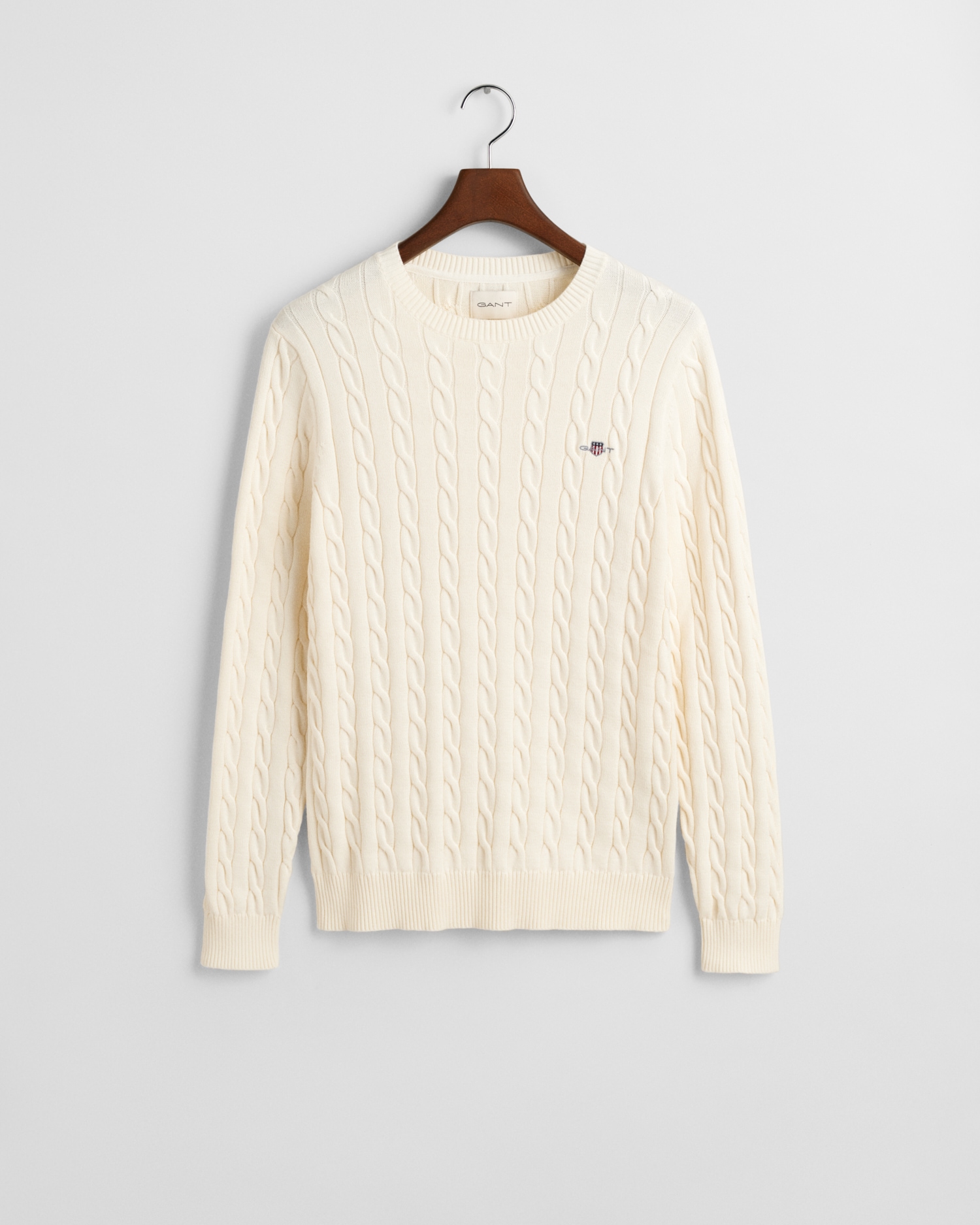 Gant Strickpullover »COTTON CABLE C-NECK«, mit Wappen-Logostickerei auf der Brust