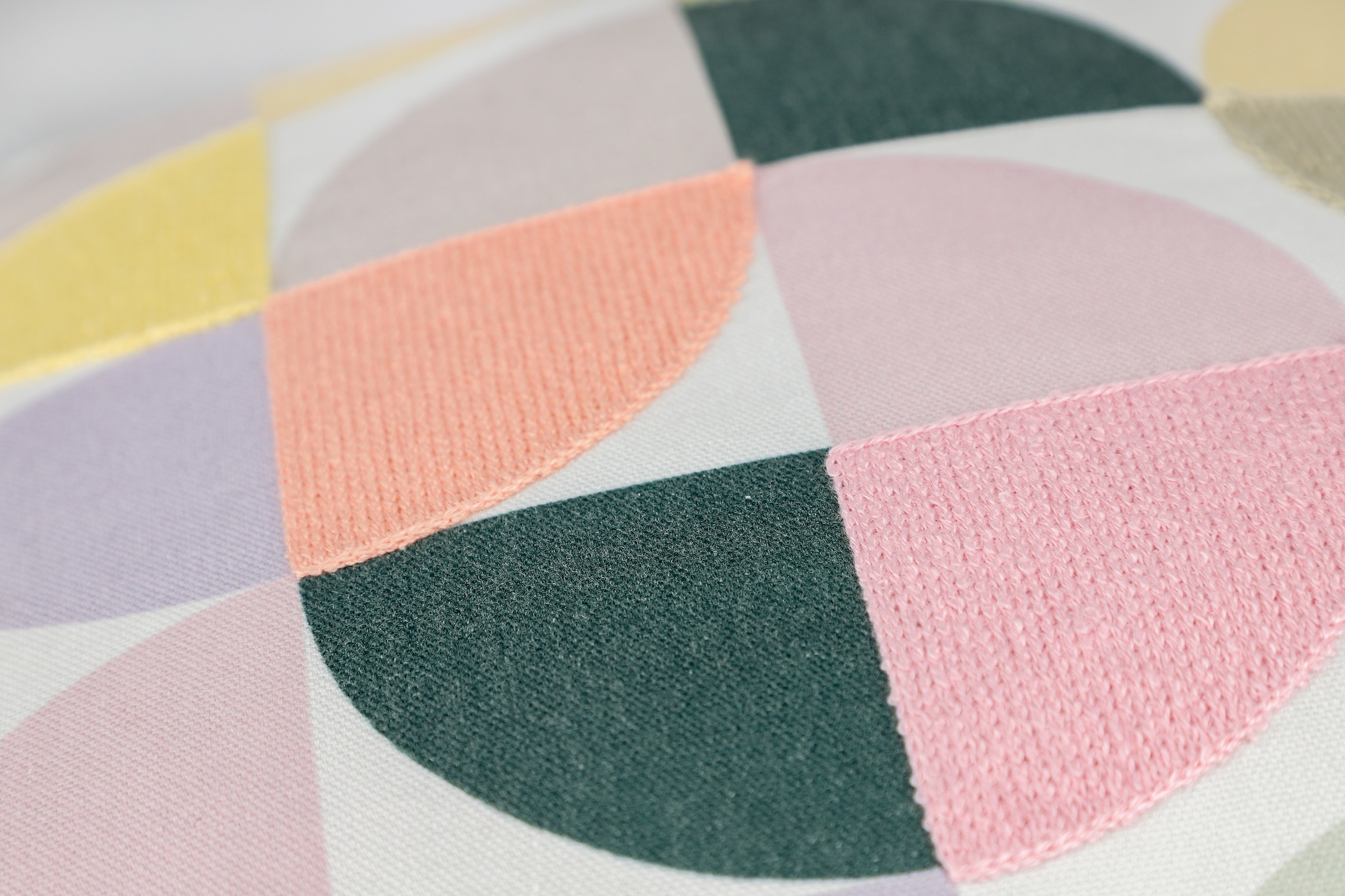 TOM TAILOR HOME Kissenbezug »Moulds« modern bestickt und bedruckt