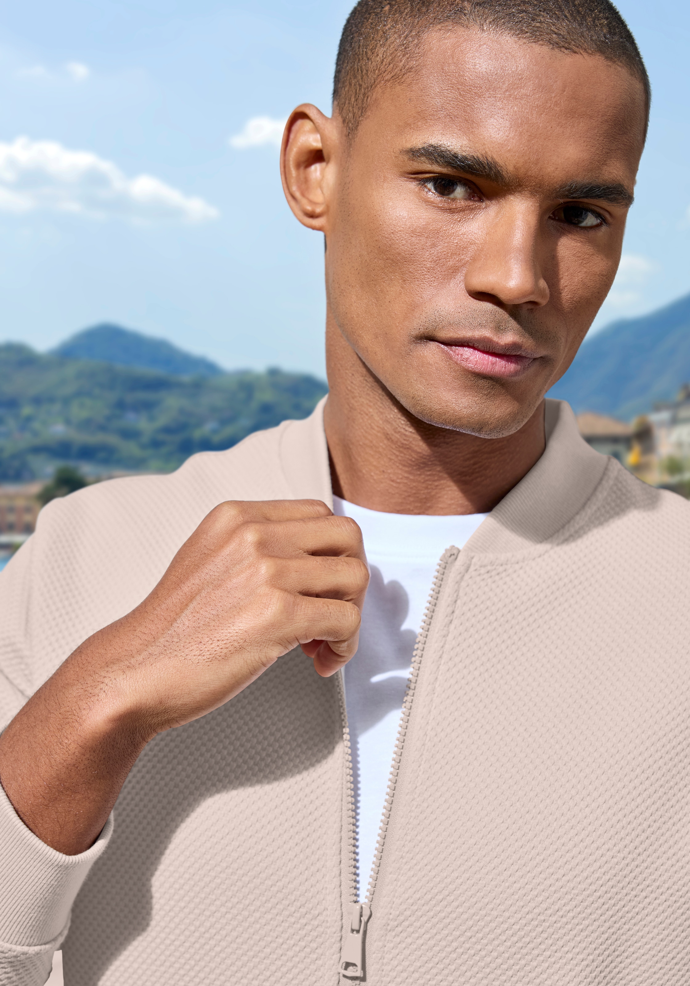 John Devin Sweatjacke »aus Struktur-Qualität«