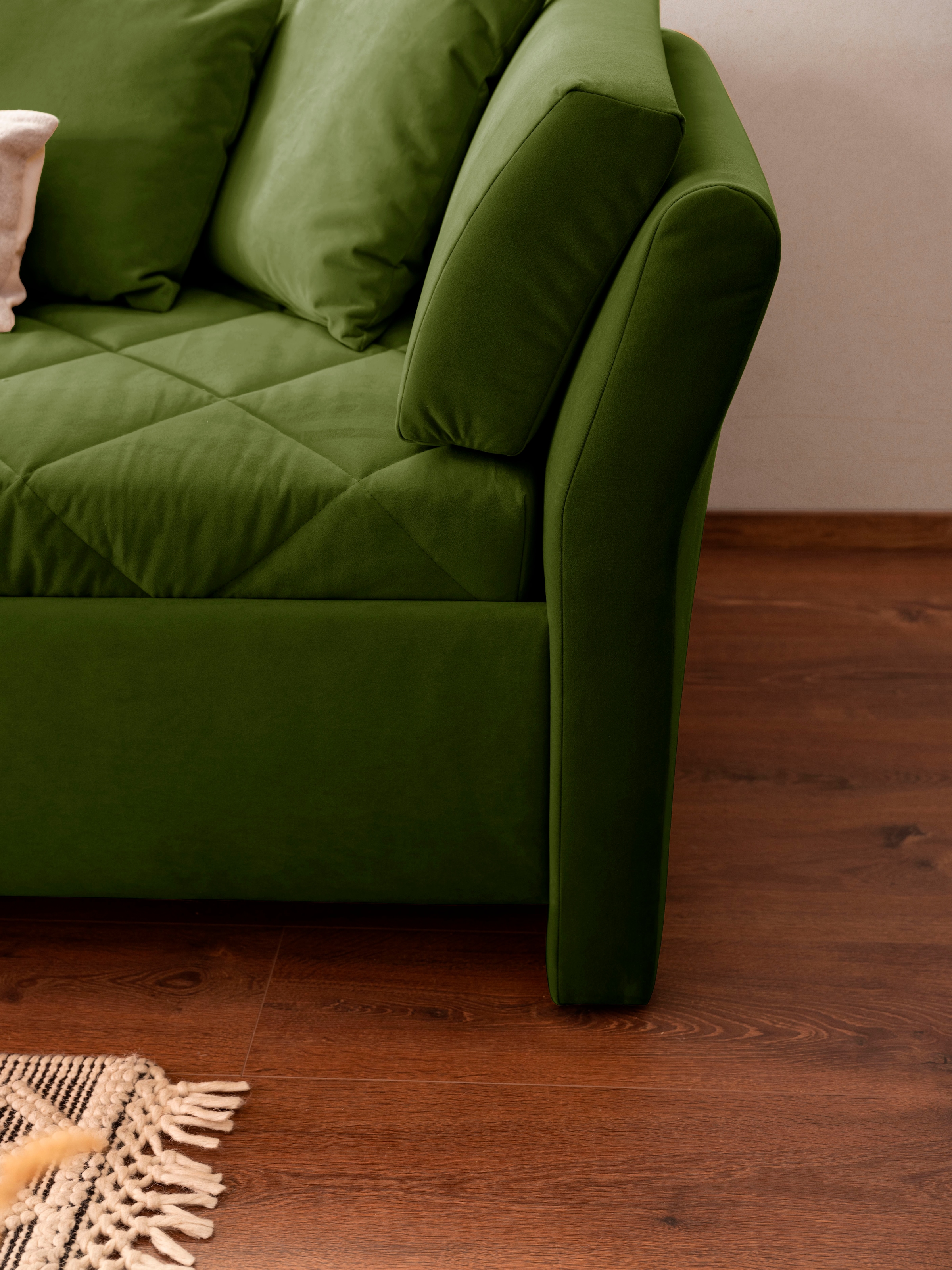 alina Schlafsofa, Bettkasten, Zierkissen-Set aus: 2 Stk. 40x40cm, 1 Stk. 30x30cm