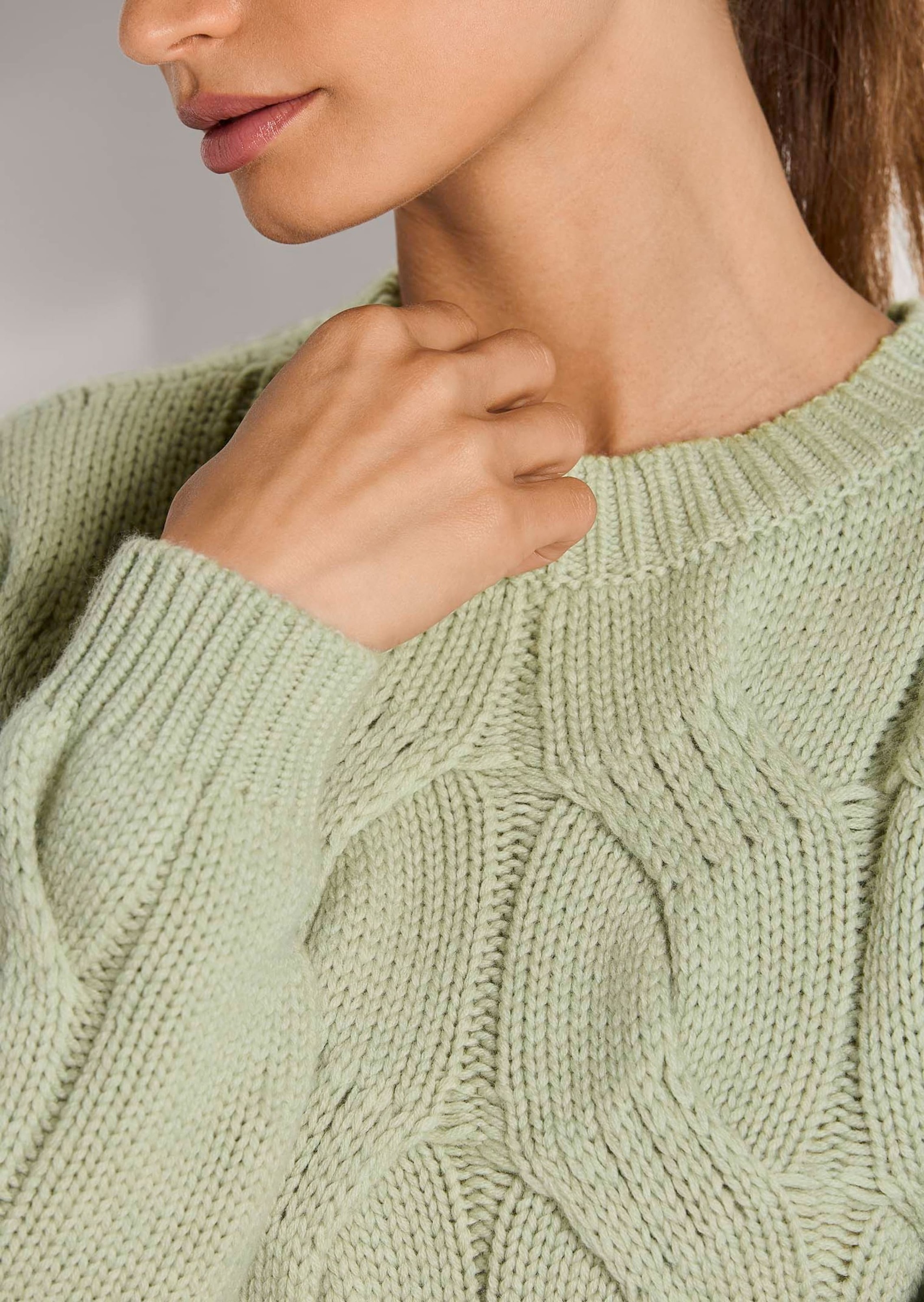 MADELEINE Longpullover »Strickpullover Moderner Wollpullover mit Zopfmuster«