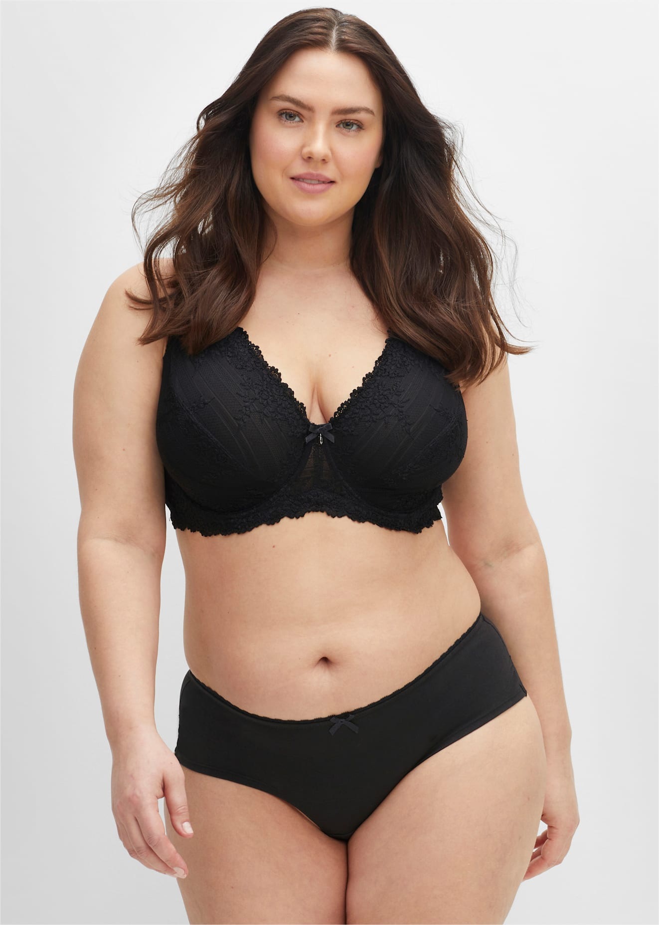 Sheego Damen Bügel-BH 1 tlg. in schwarz, Größe Cup D