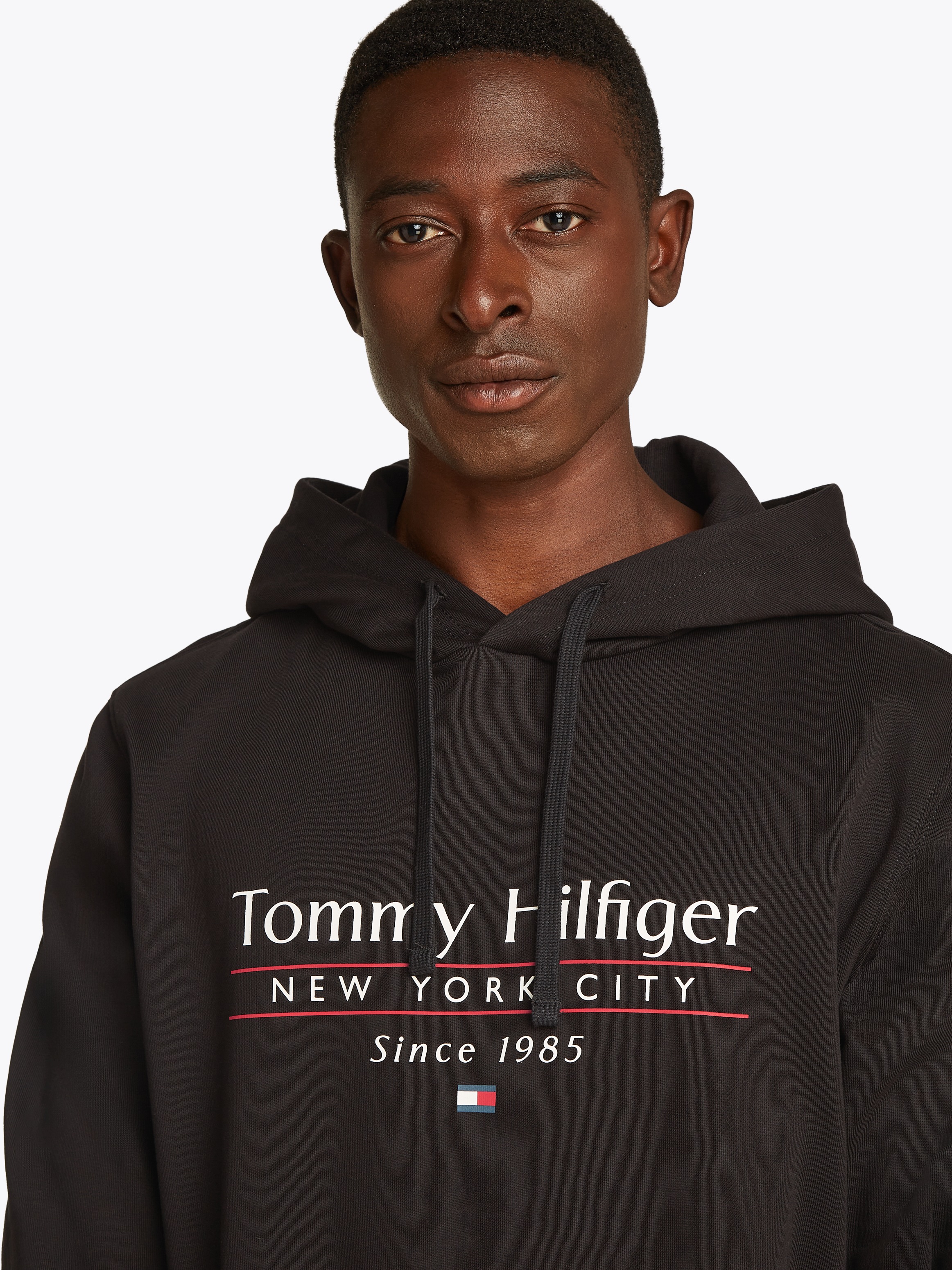 Tommy Hilfiger Hoodie »HILFIGER CENTER STACK HOODY«, mit großem mehrfarbigen Print