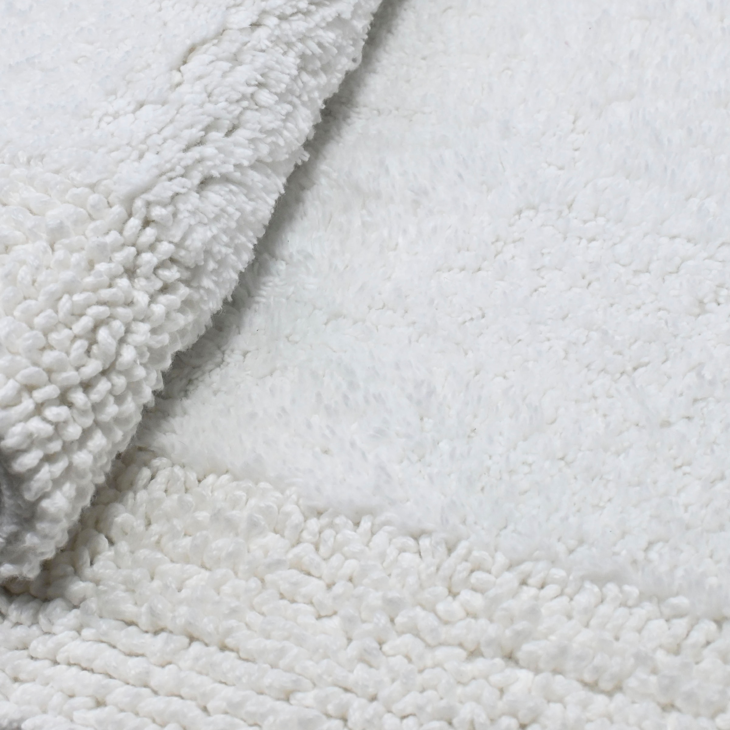 my home Badematte »Kapra, Badvorleger, Badezimmer Teppich« Höhe 14 mm beidseitig nutzbar | fußbodenheizungsgeeignet | strapazierfähig mit Bordüre, Badteppich, Badematte, Baumwolle