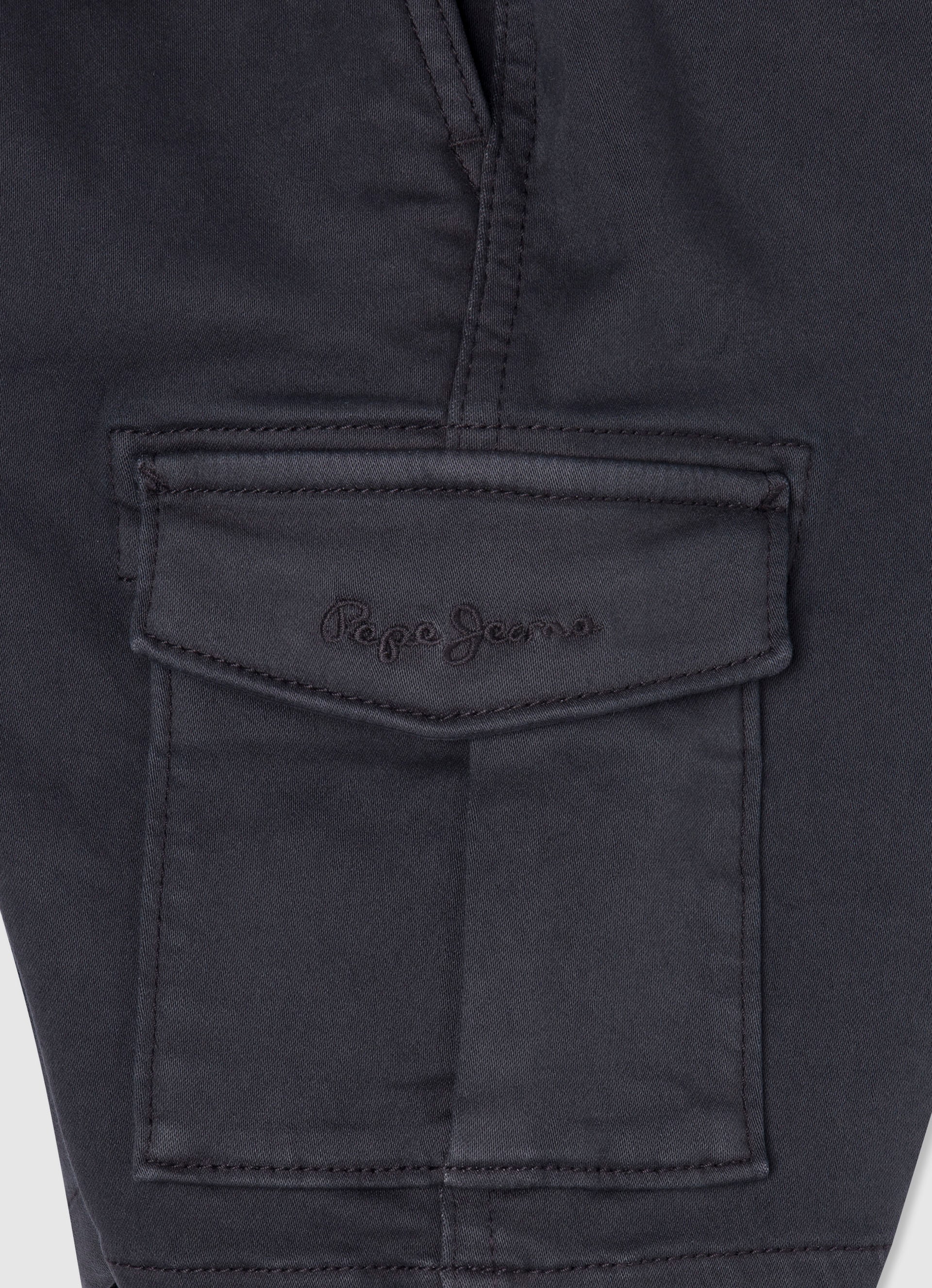 Pepe Jeans Shorts »TED«, mit Ton-in-Ton Logoschriftzug