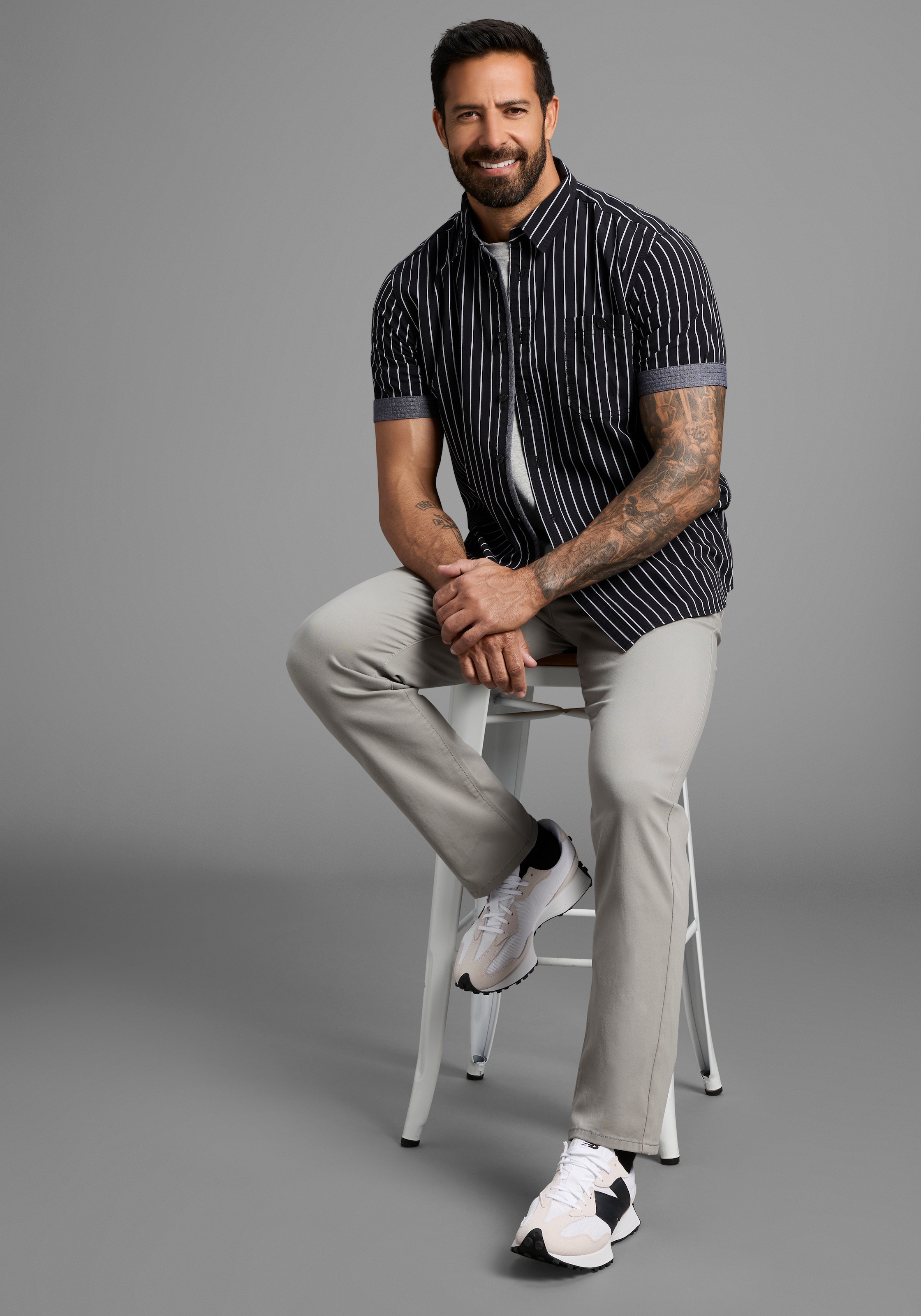 Man's World Kurzarmhemd , modern gestreift
