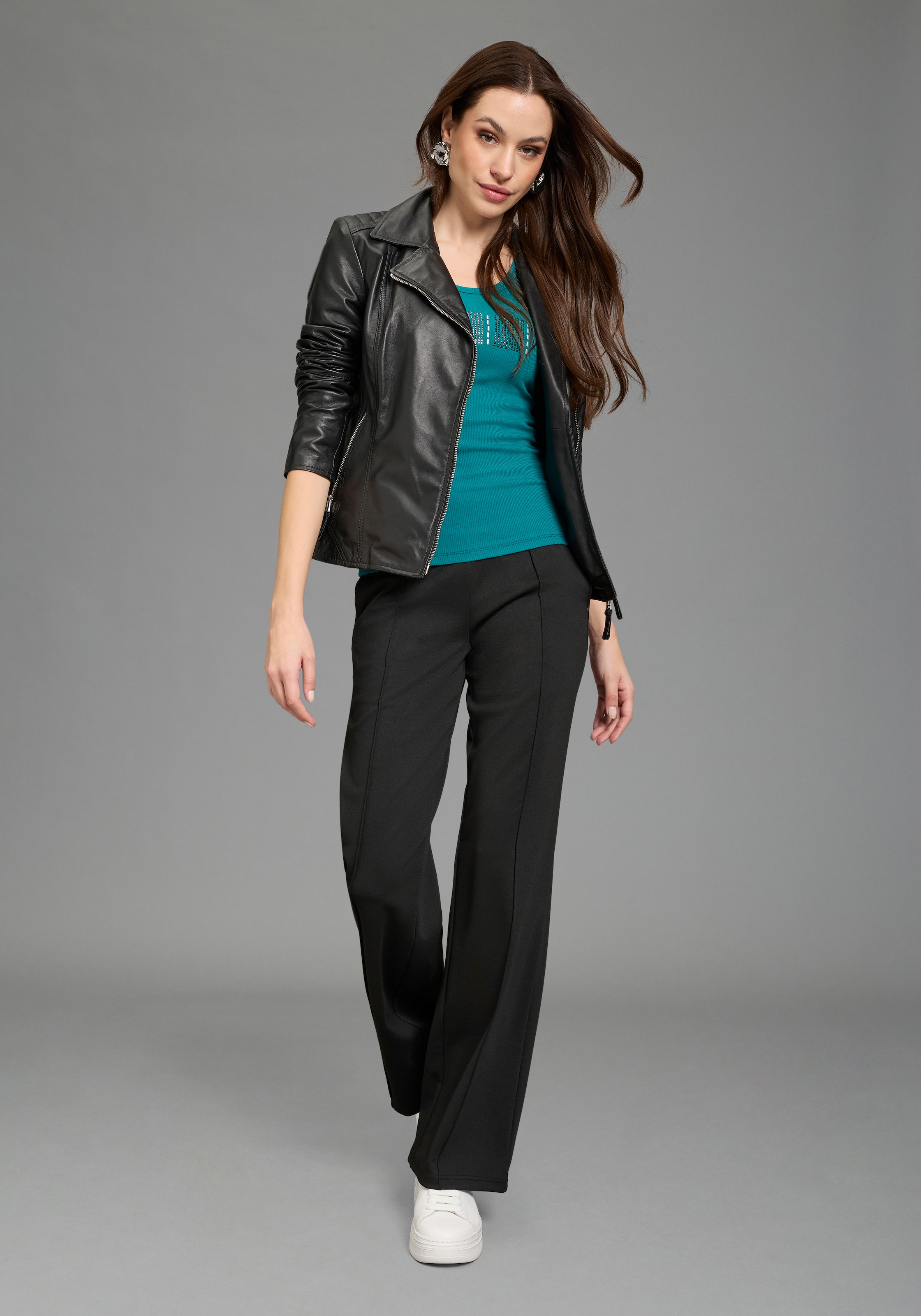 Bruno Banani Tanktop mit Glitzer-Applikation, aus Baumwolle und Elasthan in Rippstruktur