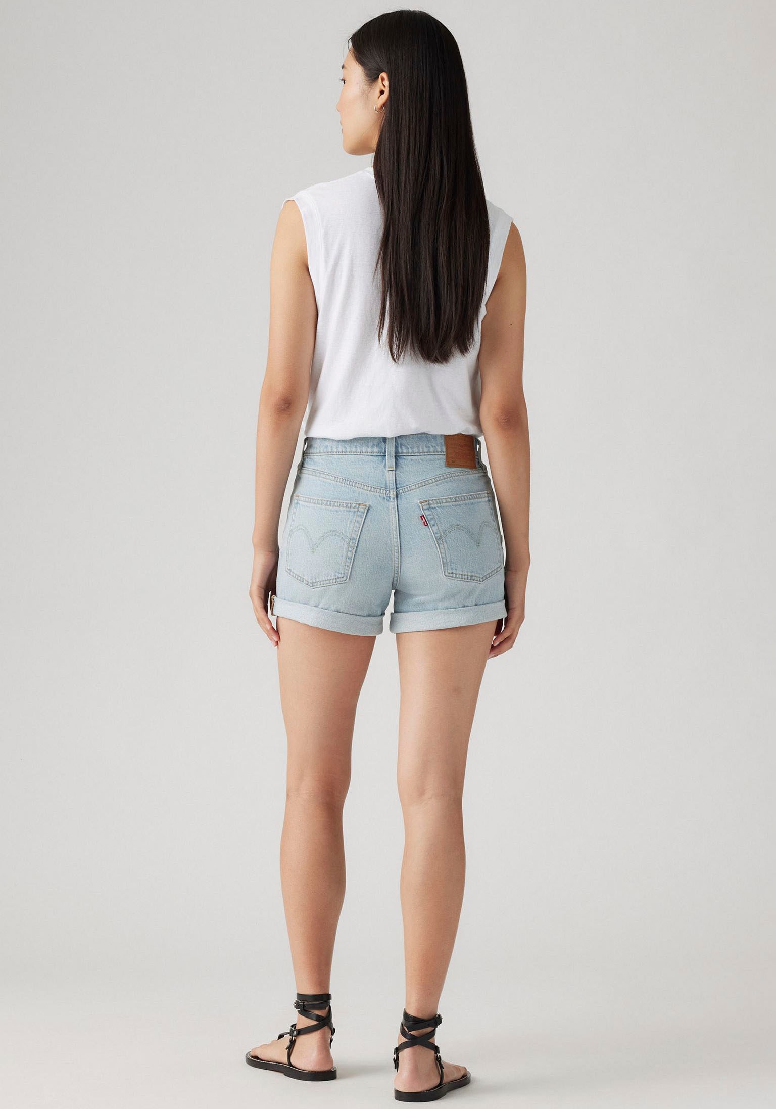 Levi's® Jeansshorts »501 Short Long«, Mit Knopfverschluss und krempelbarem Saum