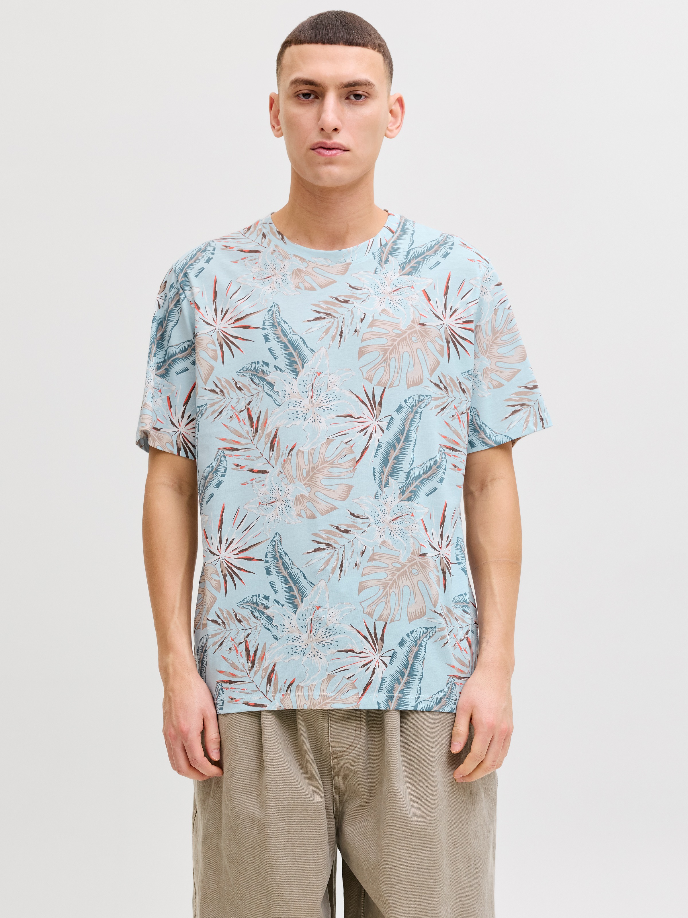 Jack & Jones Rundhalsshirt »JJHONOLULU AOP TEE SS CREW NECK« Baumwolle, regular fit