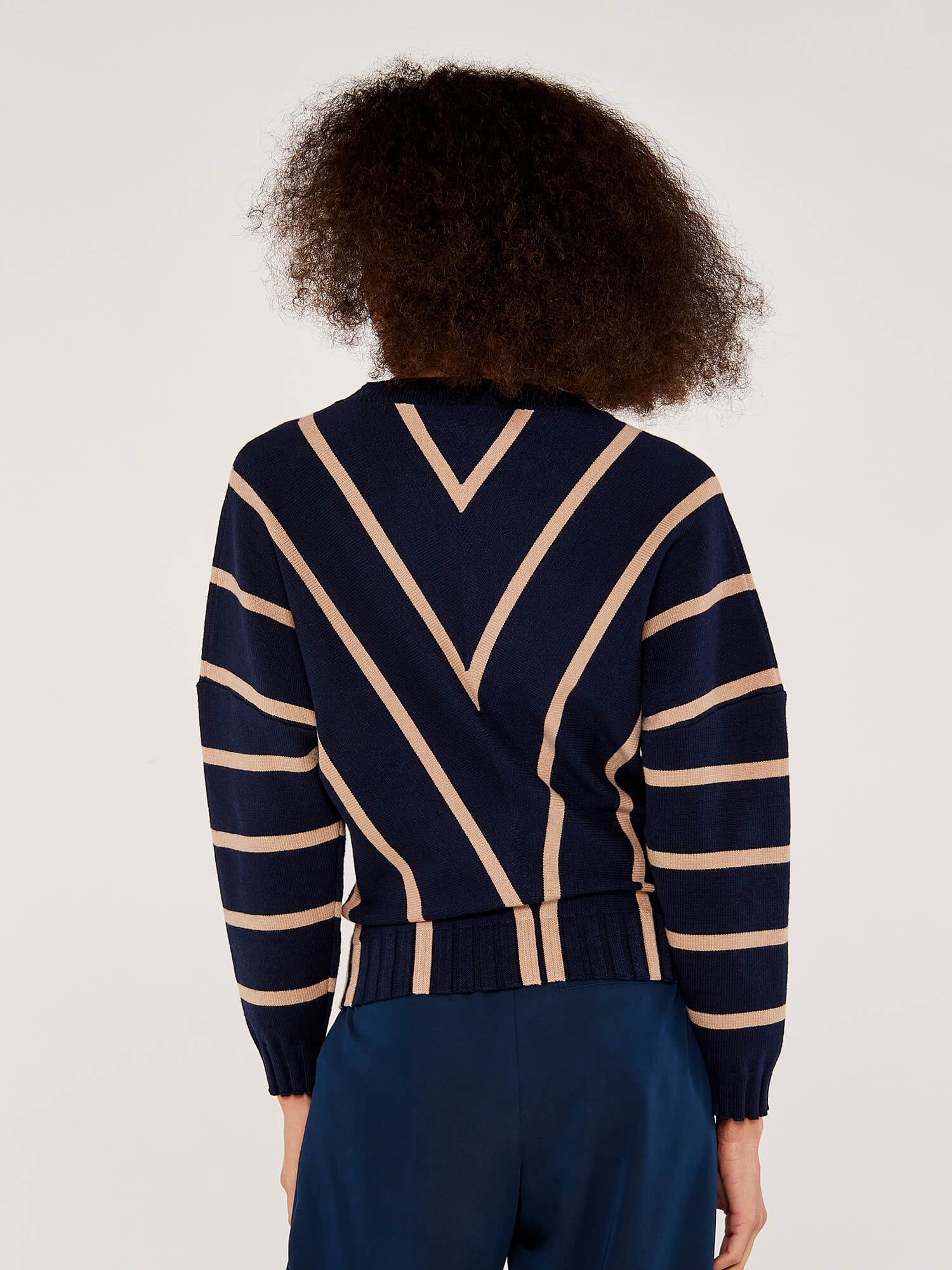Apricot Rundhalspullover »Chevron-Design Pullover« mit Streifenmuster