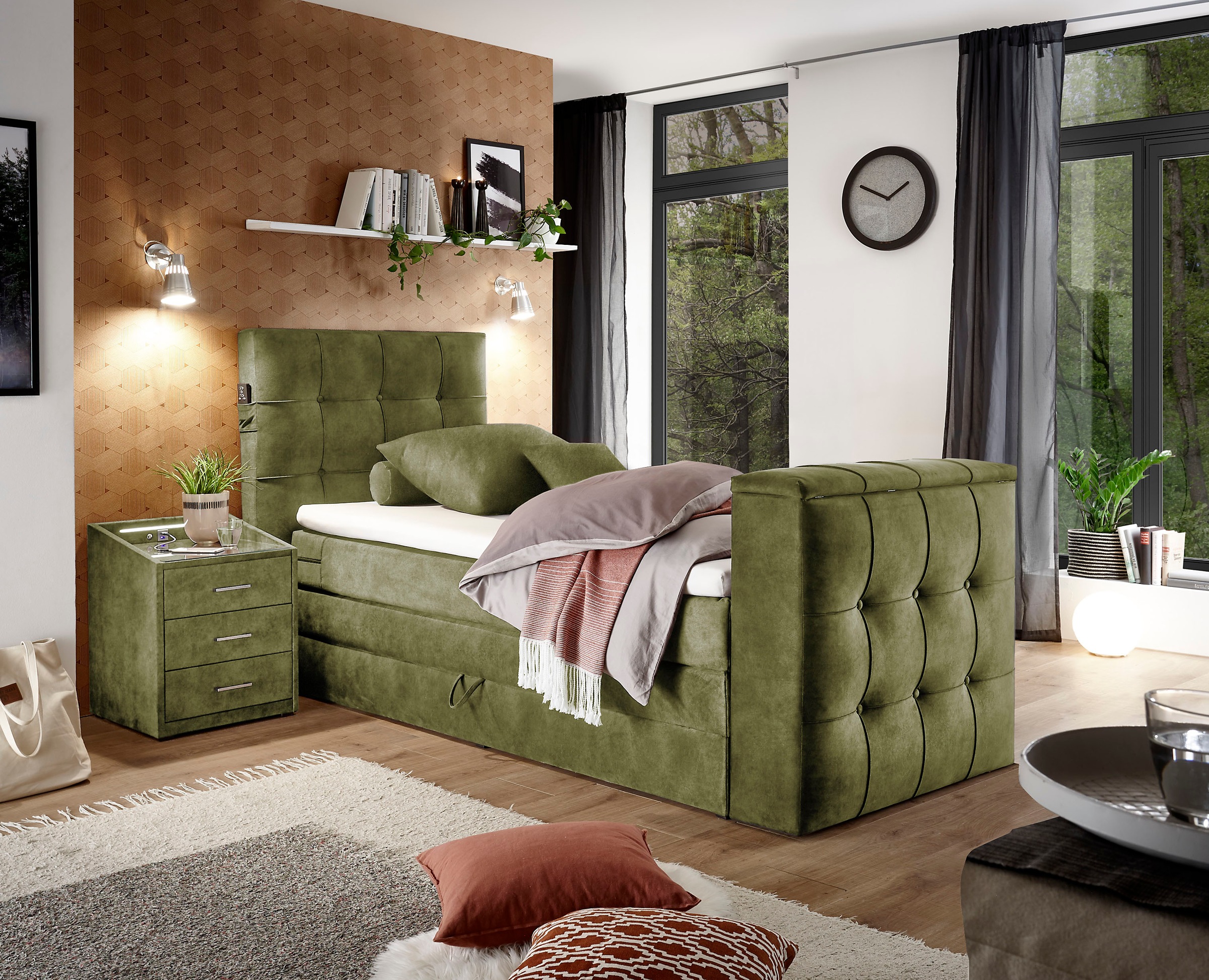set one by Musterring Boxspringbett »Richmond«, mit Duo-Matratze (H2/H3), versenkbarer TV-Halterung (bis 40 Zoll) und Fernbedienung. Wahlweise mit/ohne Bettkasten