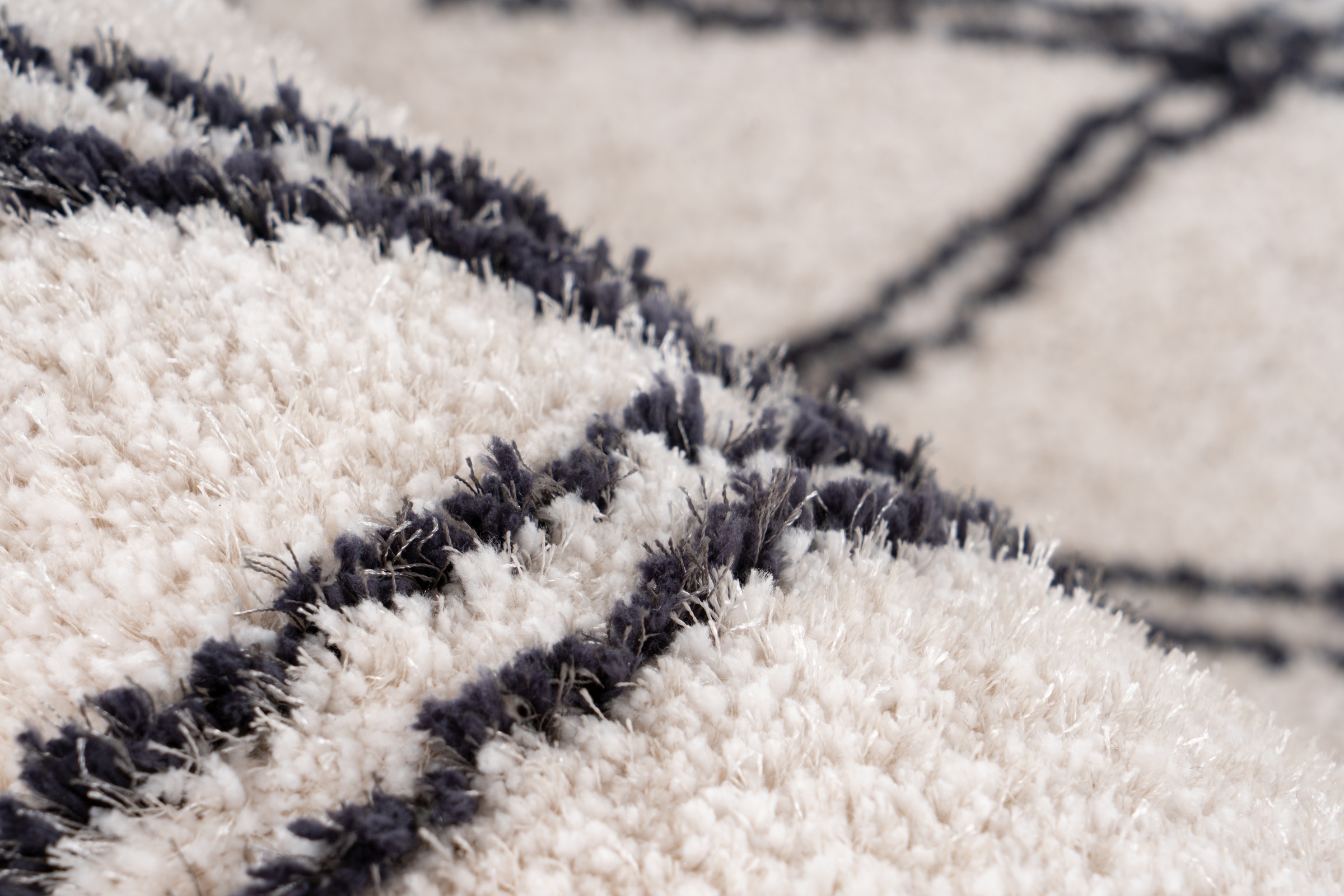 me gusta Teppich »Orlando 325«, rechteckig, 27 mm Höhe, Weicher Hochflorteppich, dezent gestaltet,Fußbodenheizung geeignet