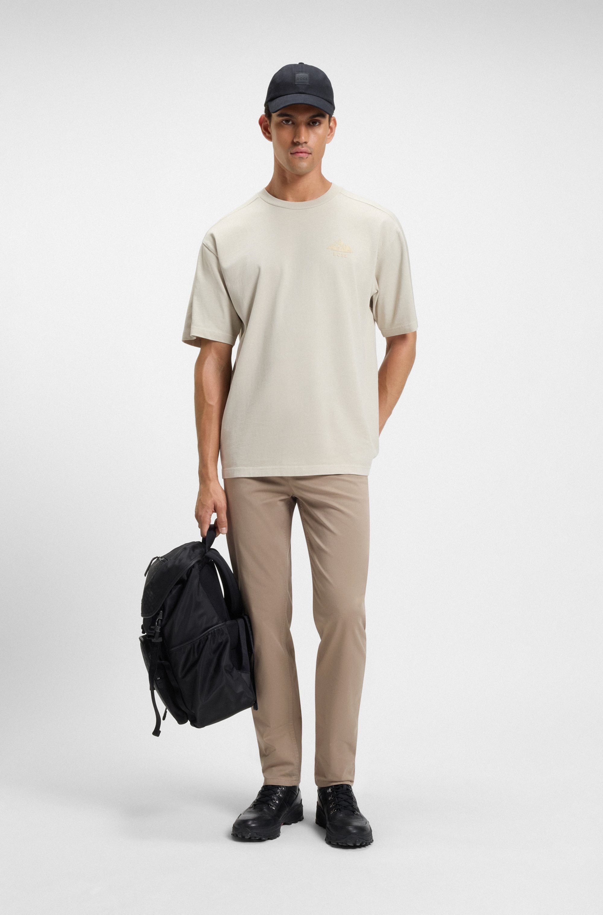BOSS ORANGE Chinohose »tapered«, mit BOSS Logo hinten