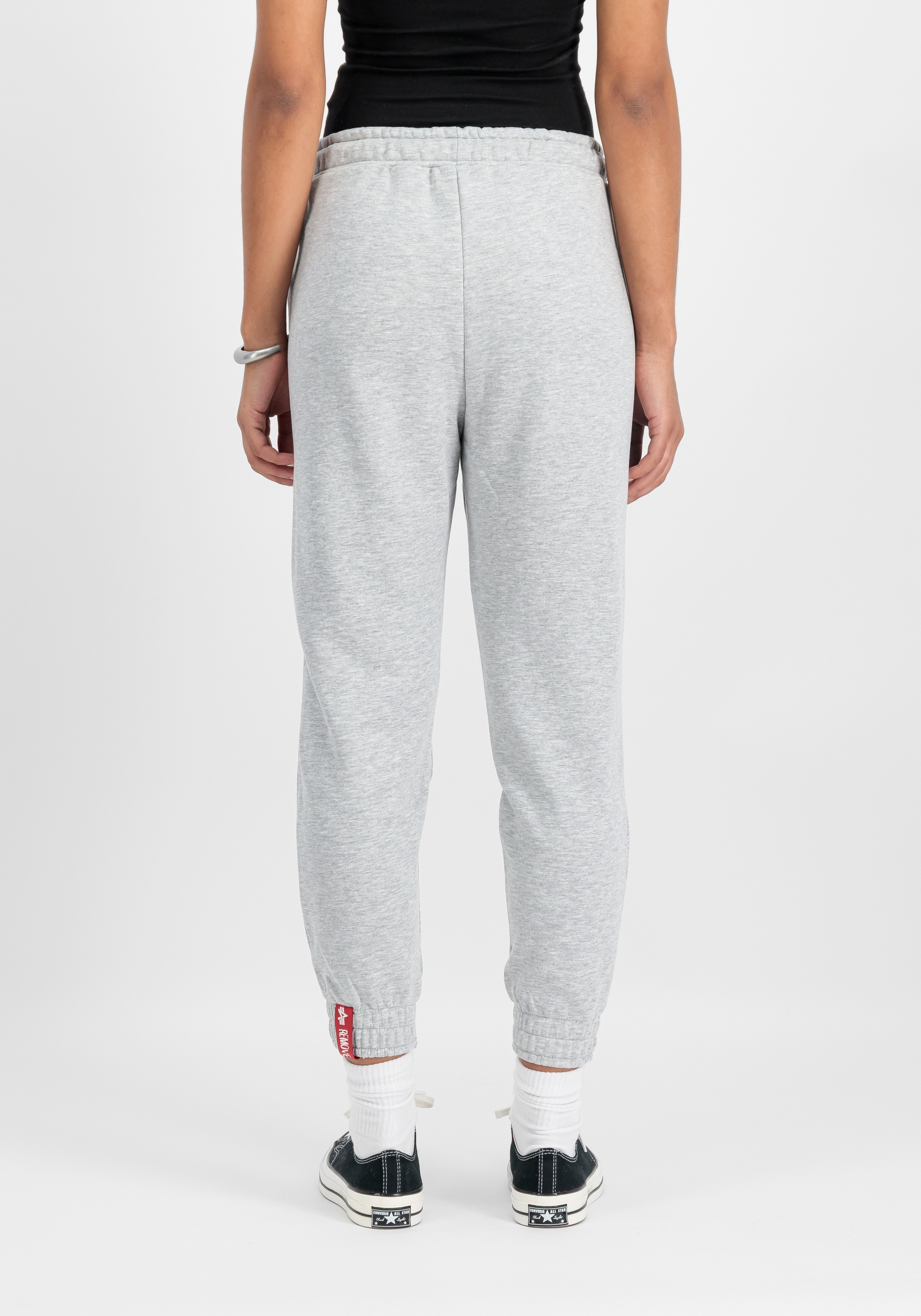 Alpha Industries Jogginghose »Alpha Industries Women - Jogger Basic Jogger Small Logo Wmn«