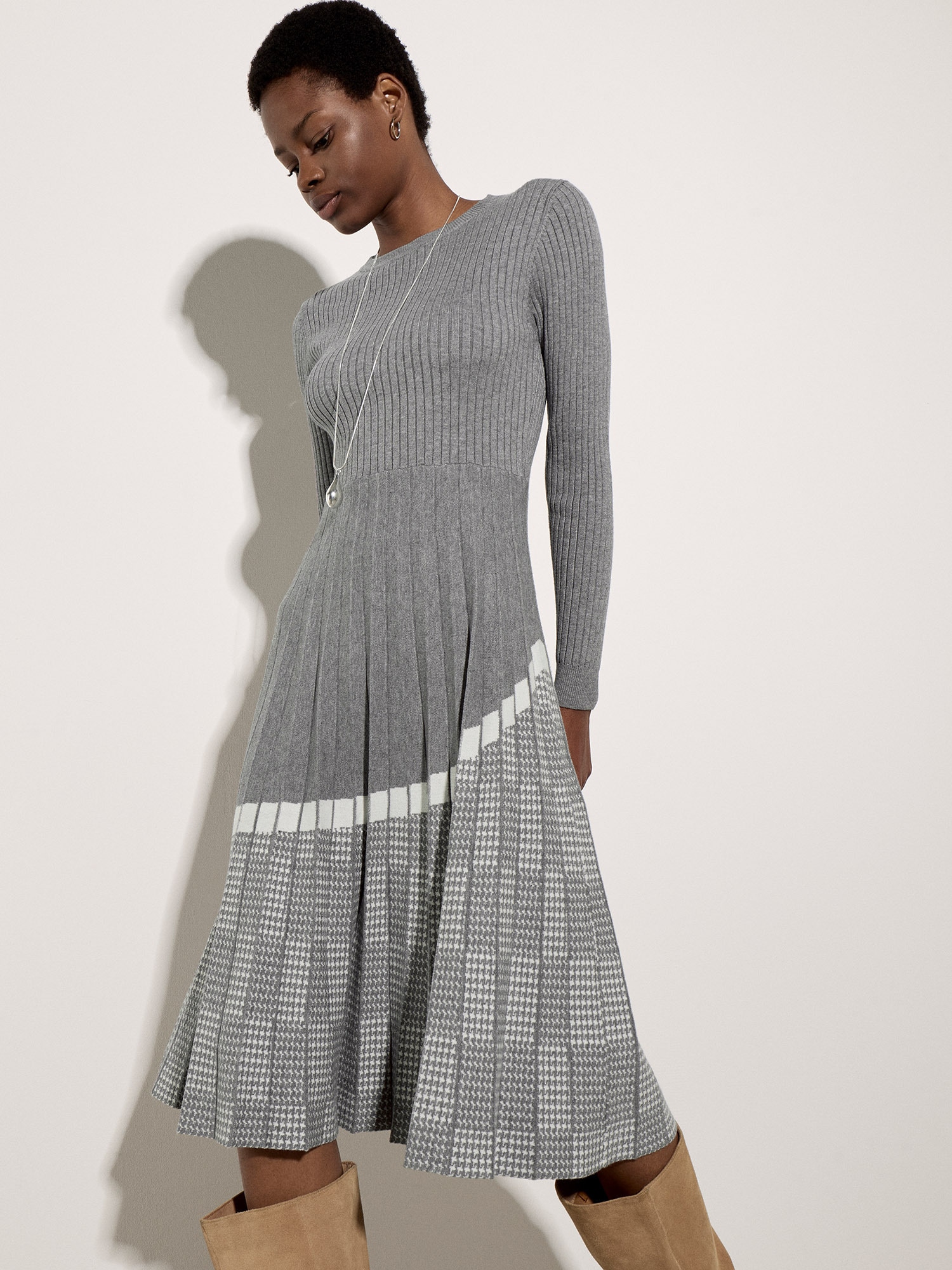 Apricot Midikleid »Strickkleid« mit asymmetrischen Streifen