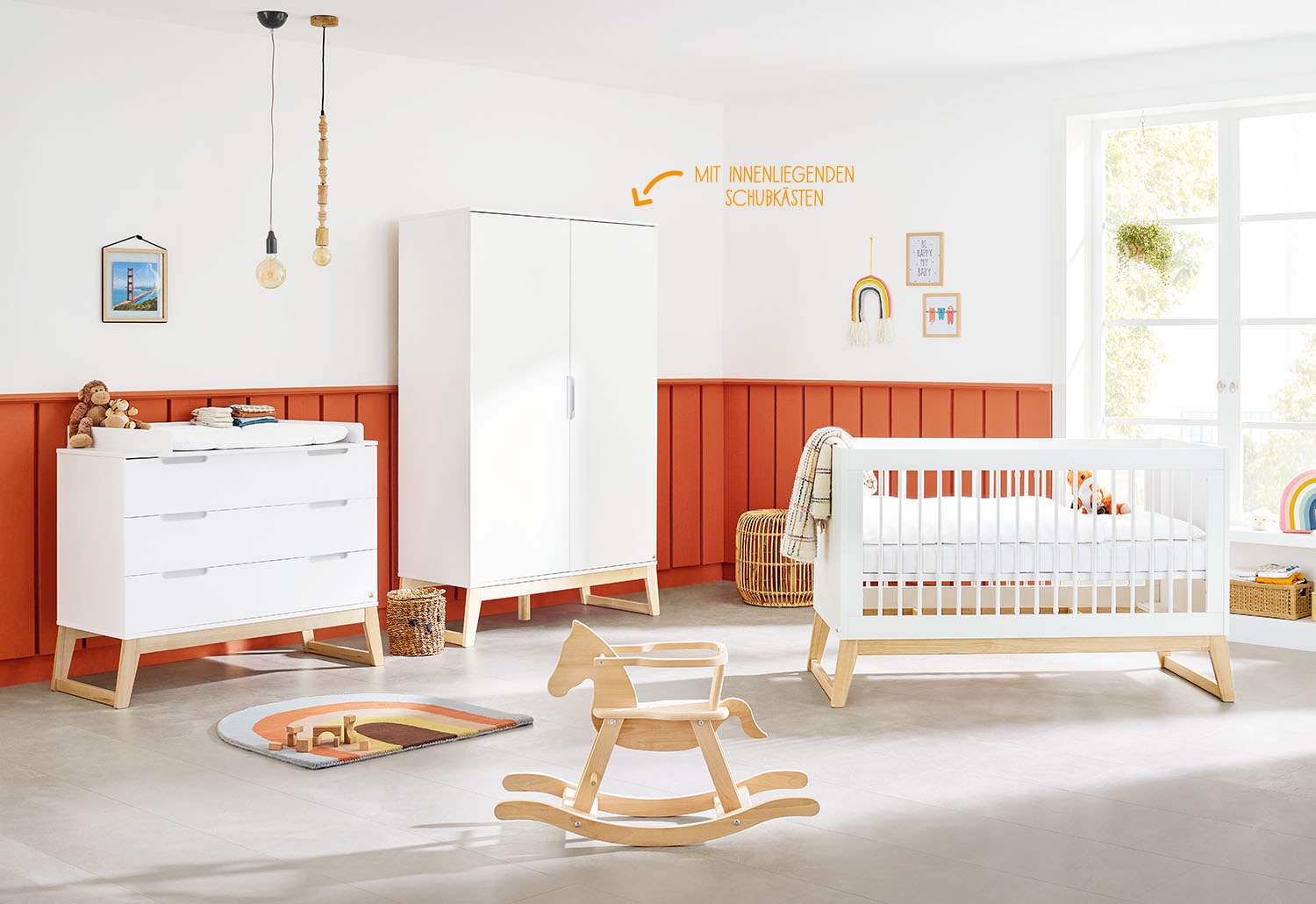 Pinolino® Babyzimmer-Komplettset »Bridge«, (Set, 3 St.), breit; mit Kinderbett, Schrank und Wickelkommode; Made in Europe