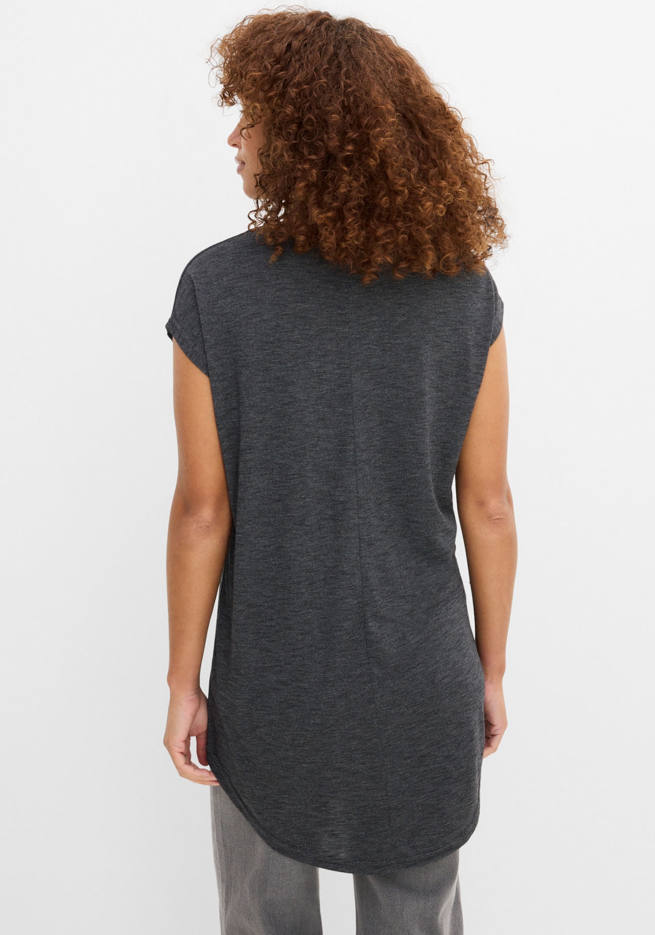 bonprix T-Shirt A-Linie, Kurzarm, aus Viskose und Polyester, mit Rundhalsausschnitt
