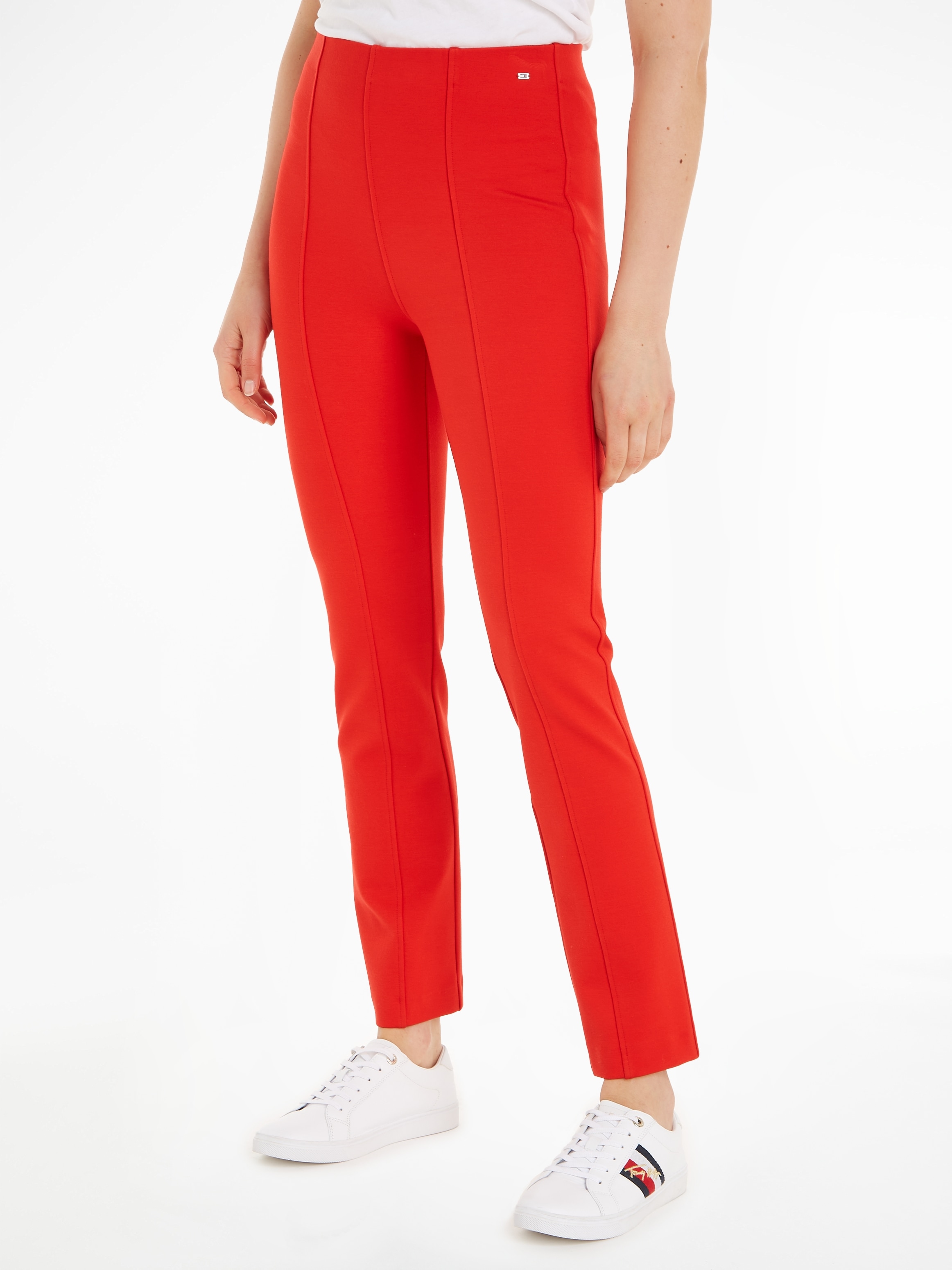 Strickhose »SLIM ELEVATED KNITTED PANT«, mit Metall-Markenlabel