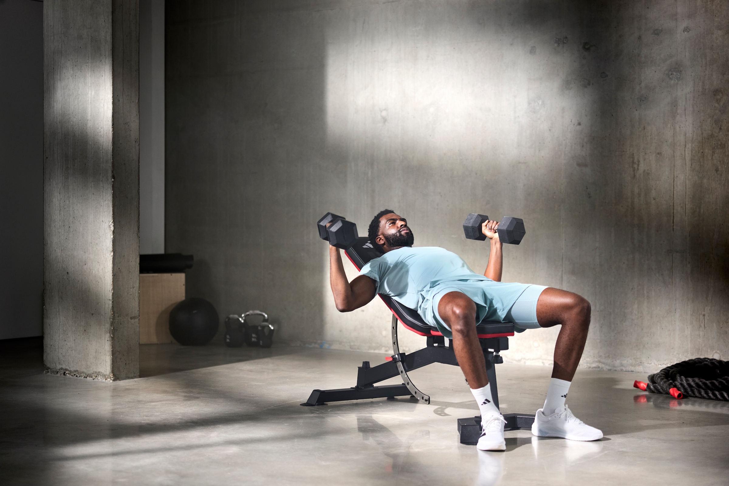 adidas Performance Hantelbank »adidas Utility Bench 3-in-1 Hantelbank« 3-in-1-Bank, 8-fach verstellbar, 180 kg belastbar & mobil