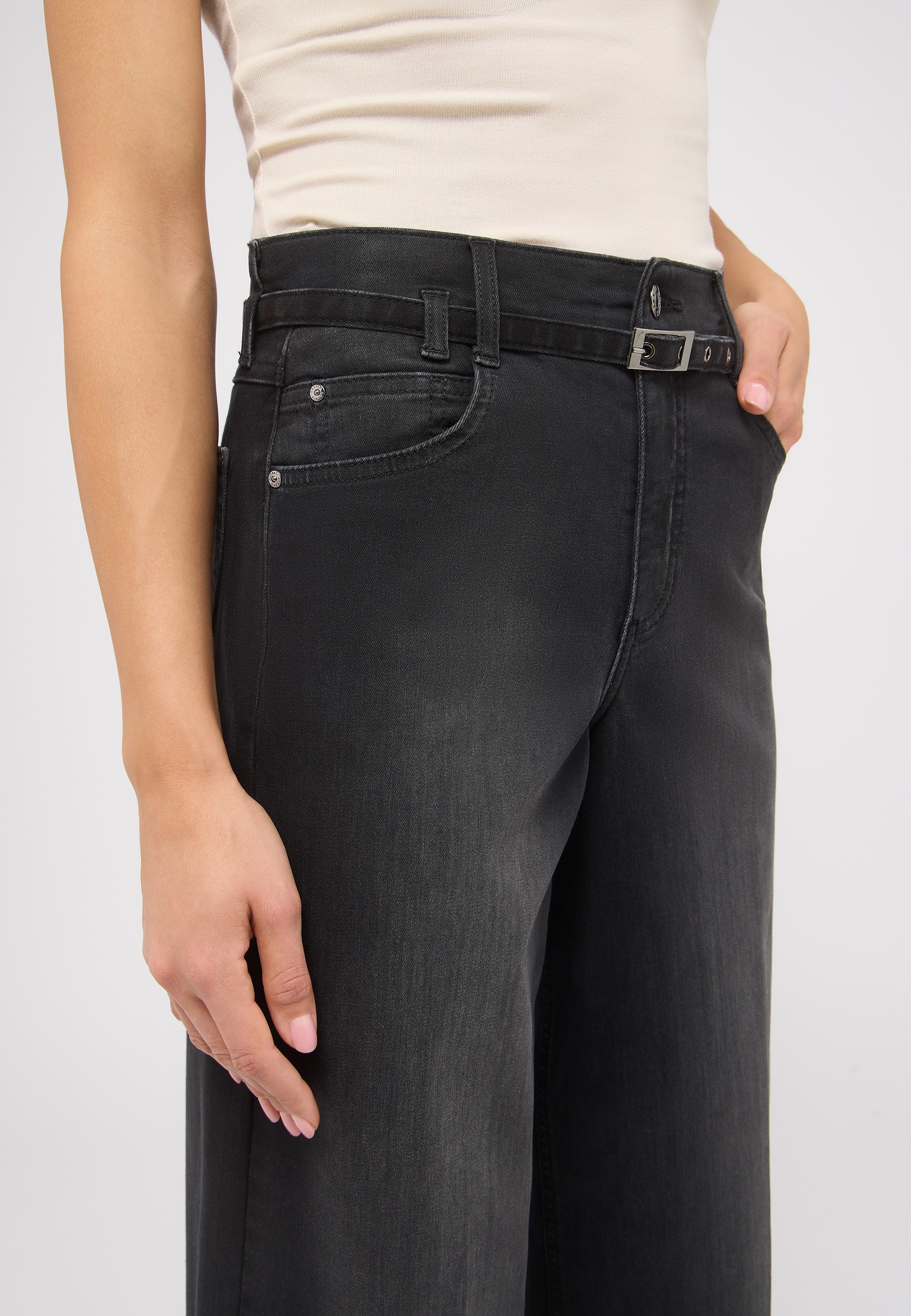 ANGELS Relax-fit-Jeans »LIVA BELT«, mit sehr weitem Bein und Gürtel