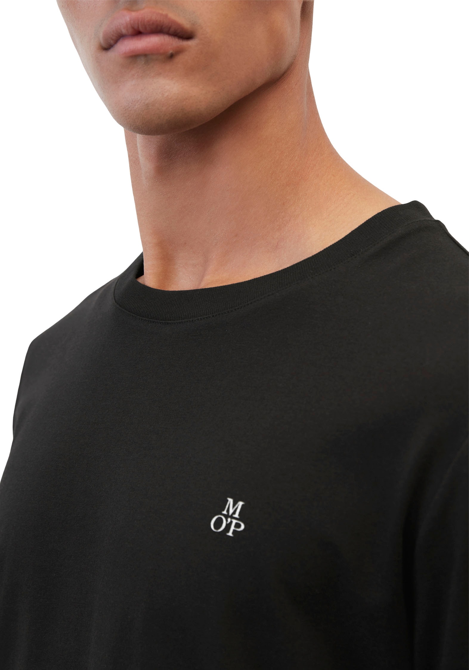 Marc O'Polo Langarmshirt, mit dezentem Logo-Print vorne