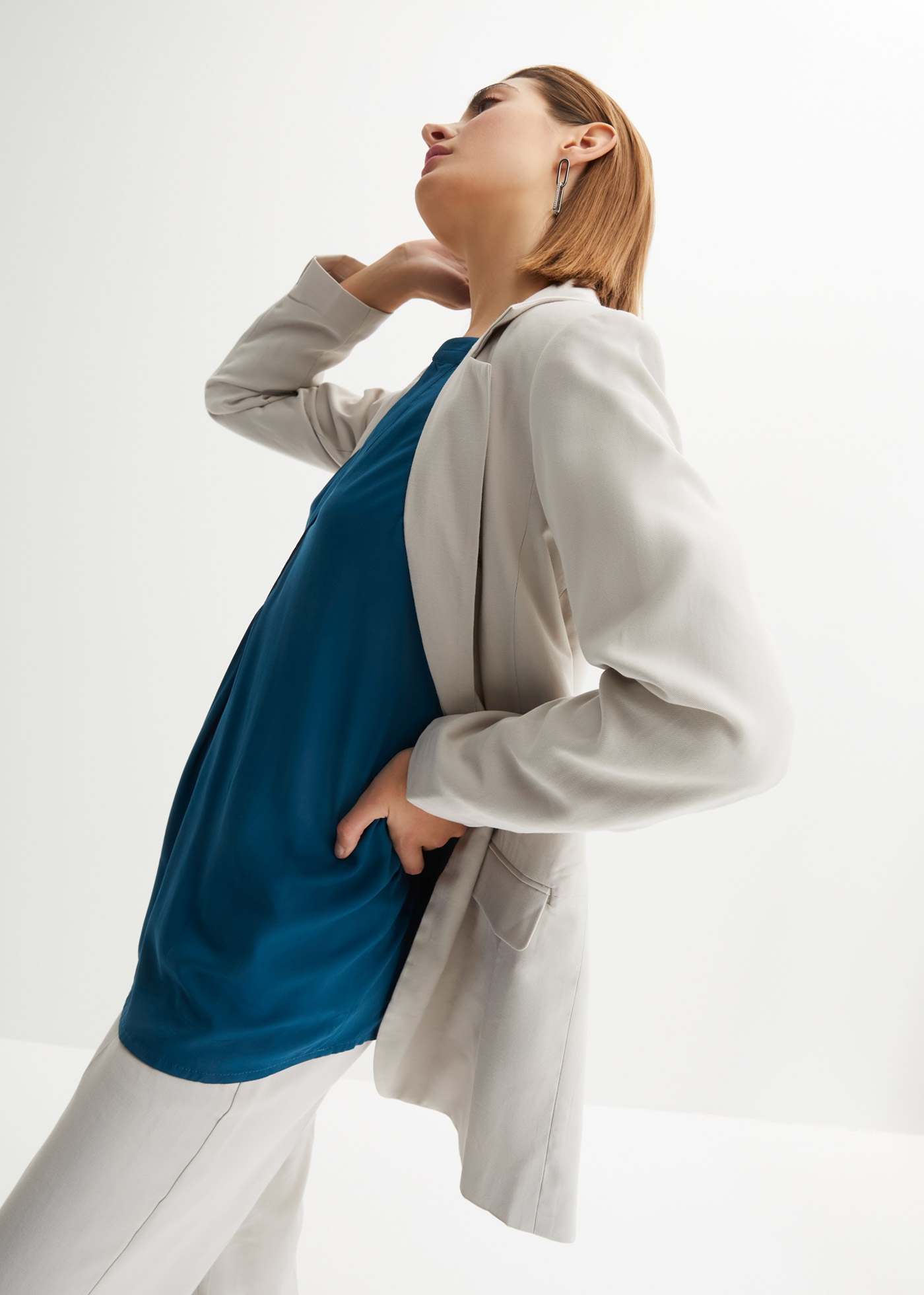 bonprix Tunika eleganter Look, Kurzarm-Design, Regular Fit, mit Henley-Kragen