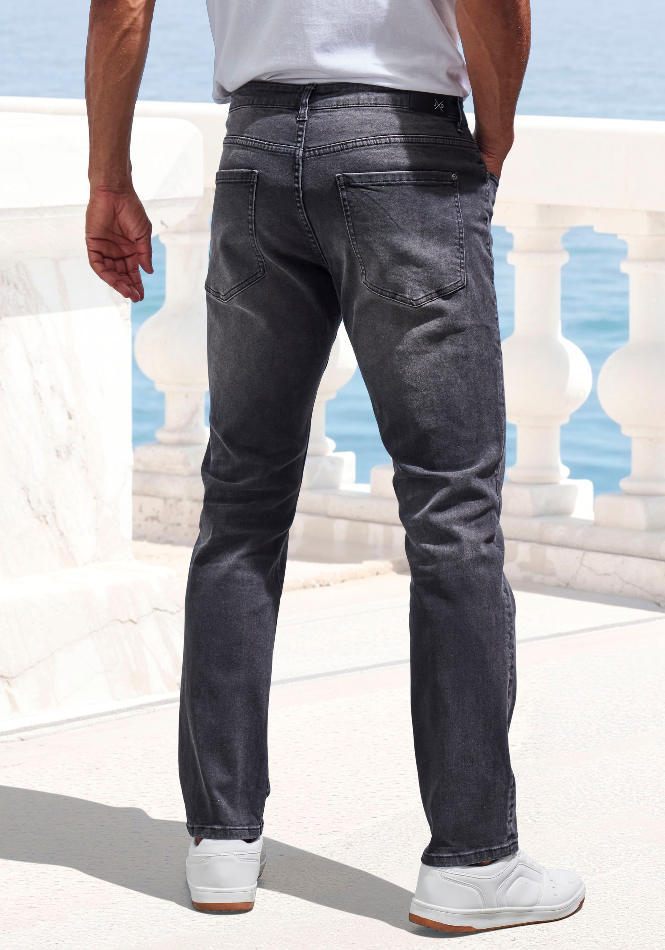 John Devin 5-Pocket-Jeans »Straight-fit Jeans«, aus elastischer Denim-Qualität